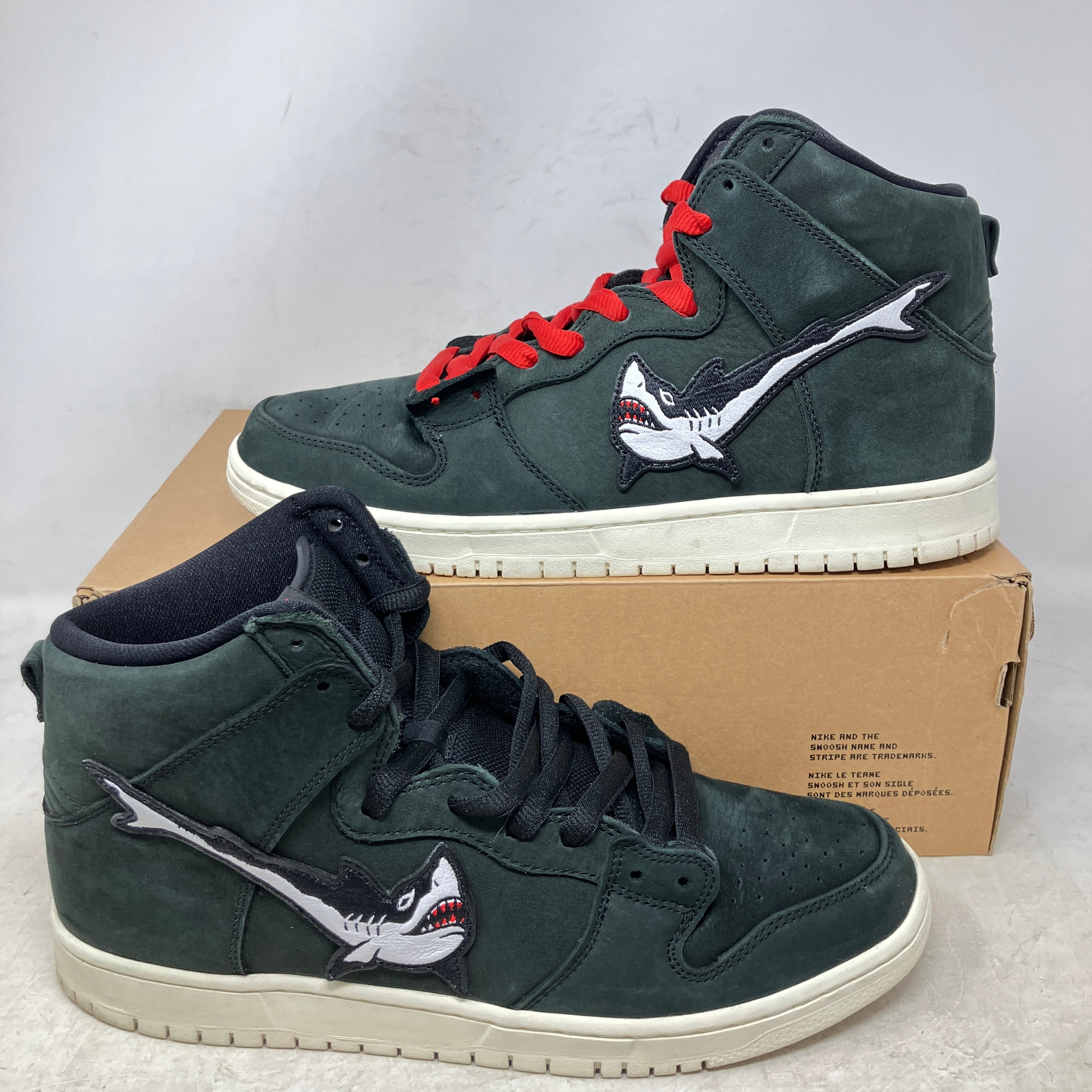 Nike SB Dunk High Oski Shark