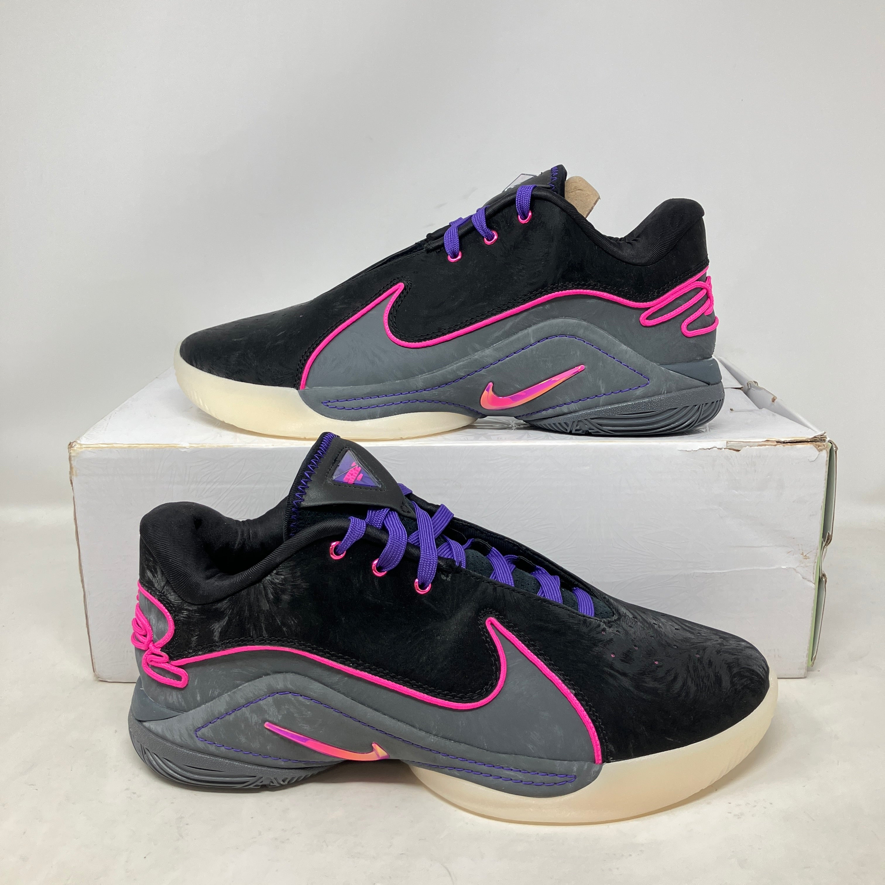 Nike LeBron 22 Blacklight