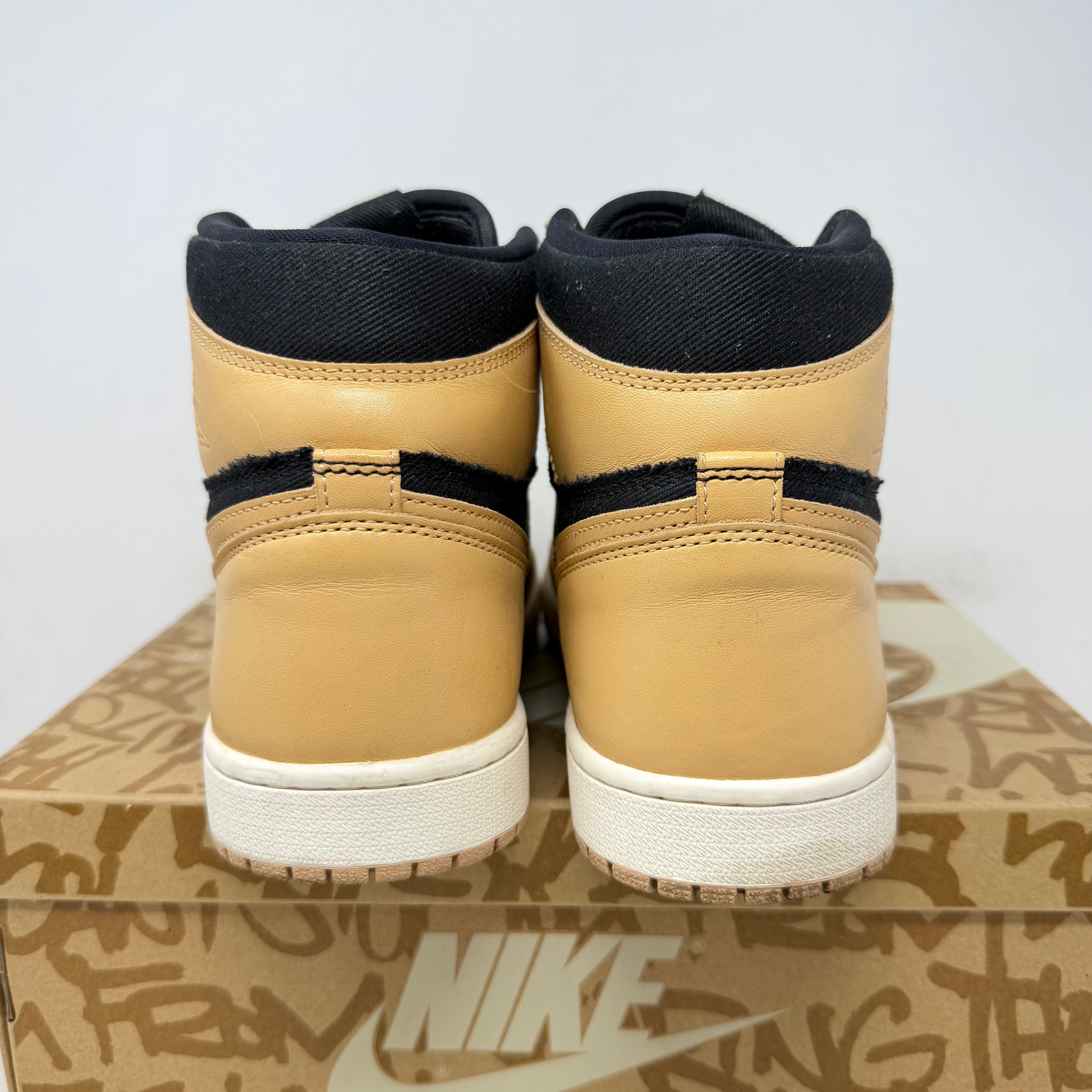 Jordan 1 Retro High OG Heirloom