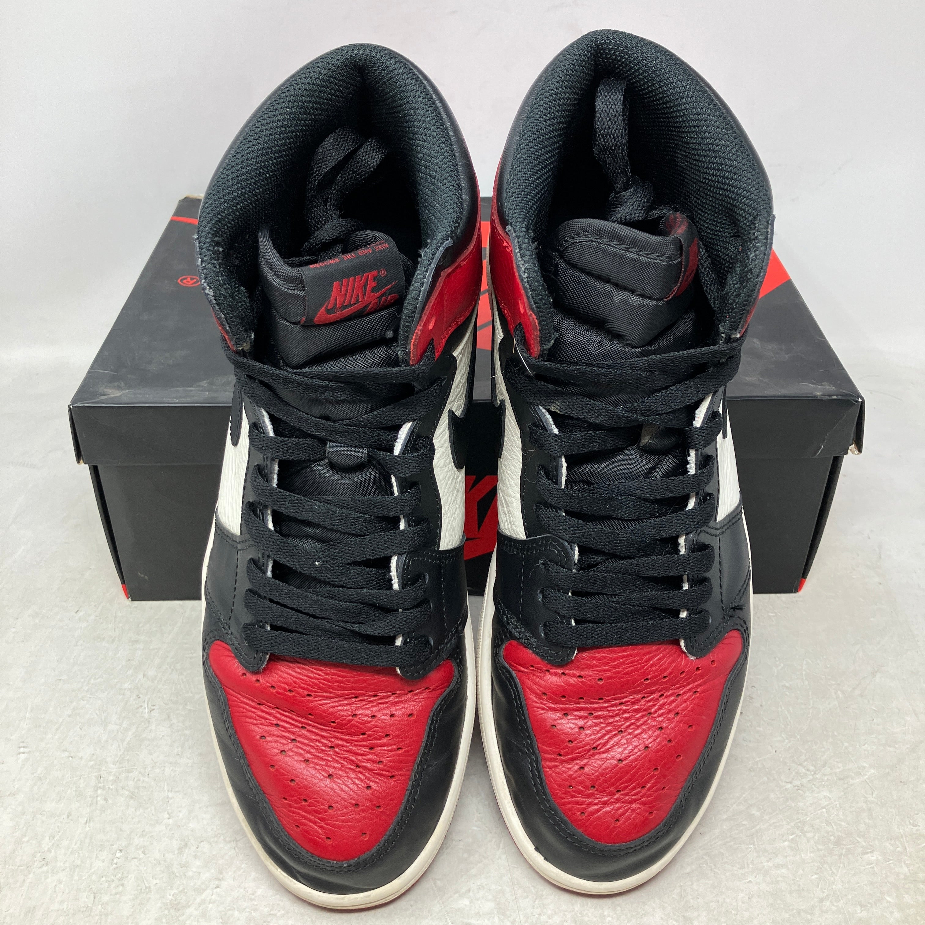 Jordan 1 Retro High Bred Toe