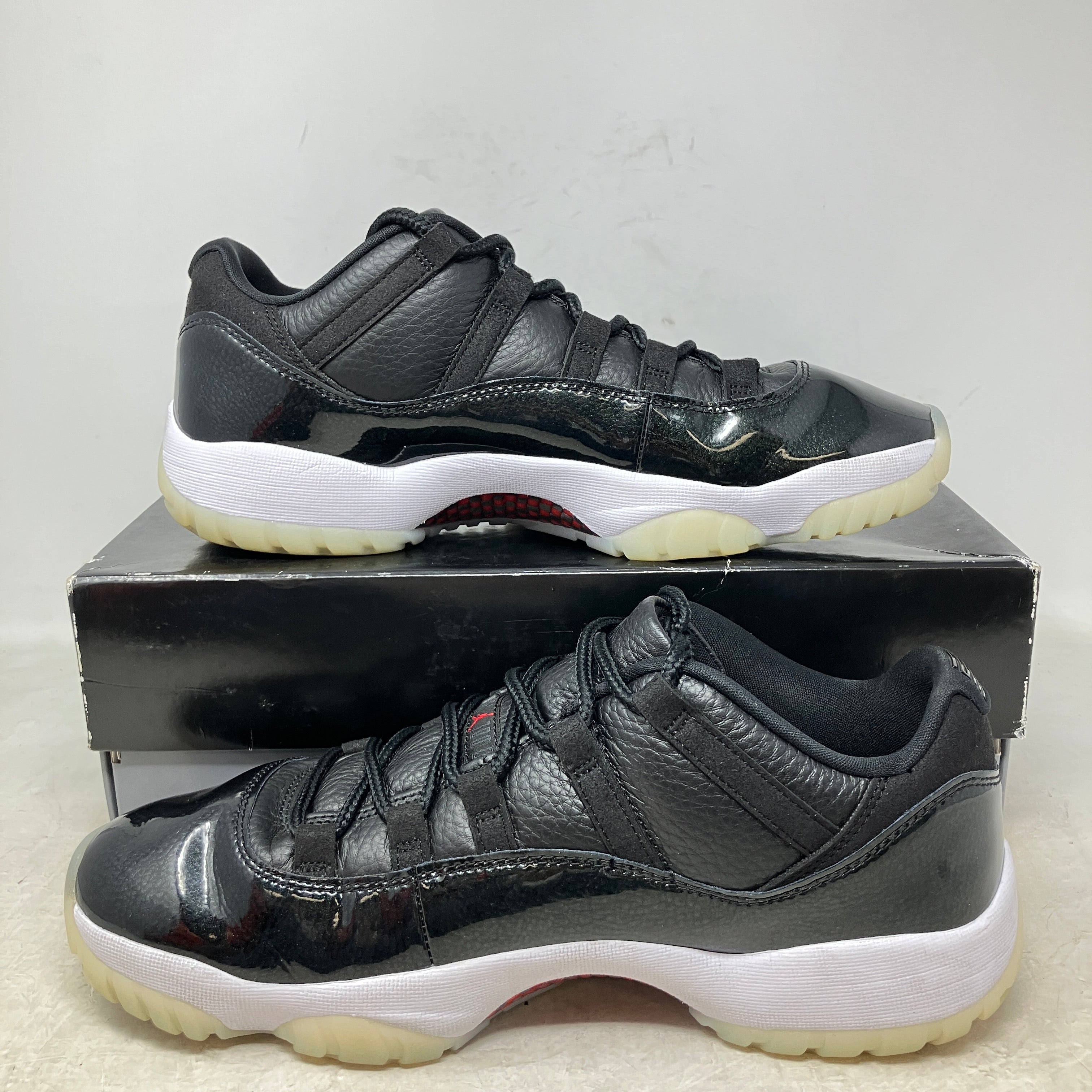 Jordan 11 Retro Low 72-10