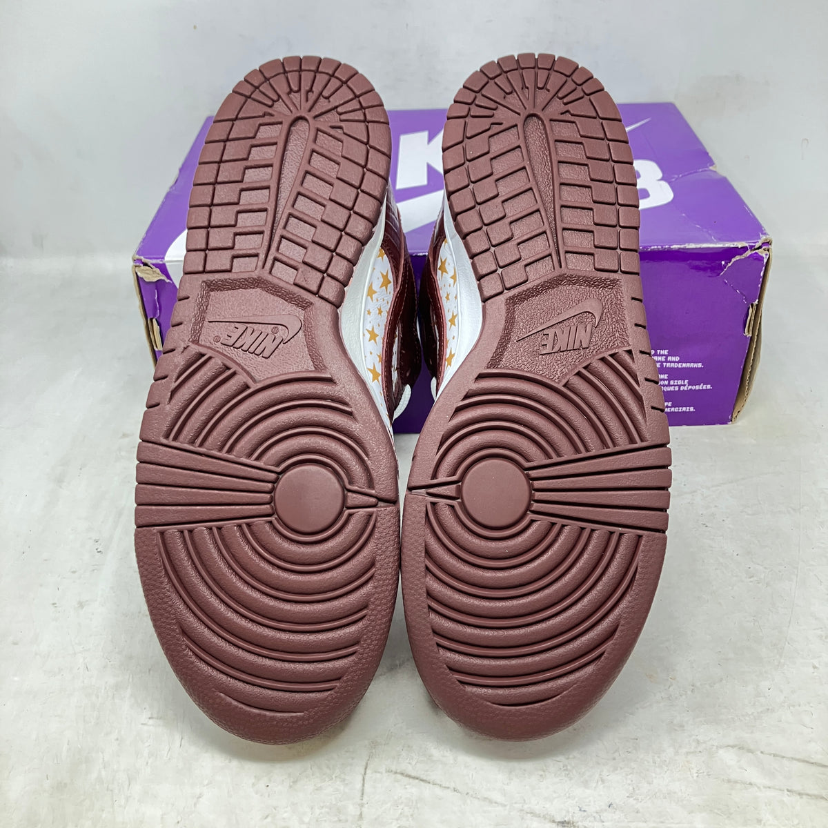 Nike SB Dunk Low Supreme Stars Barkroot Brown (2021)