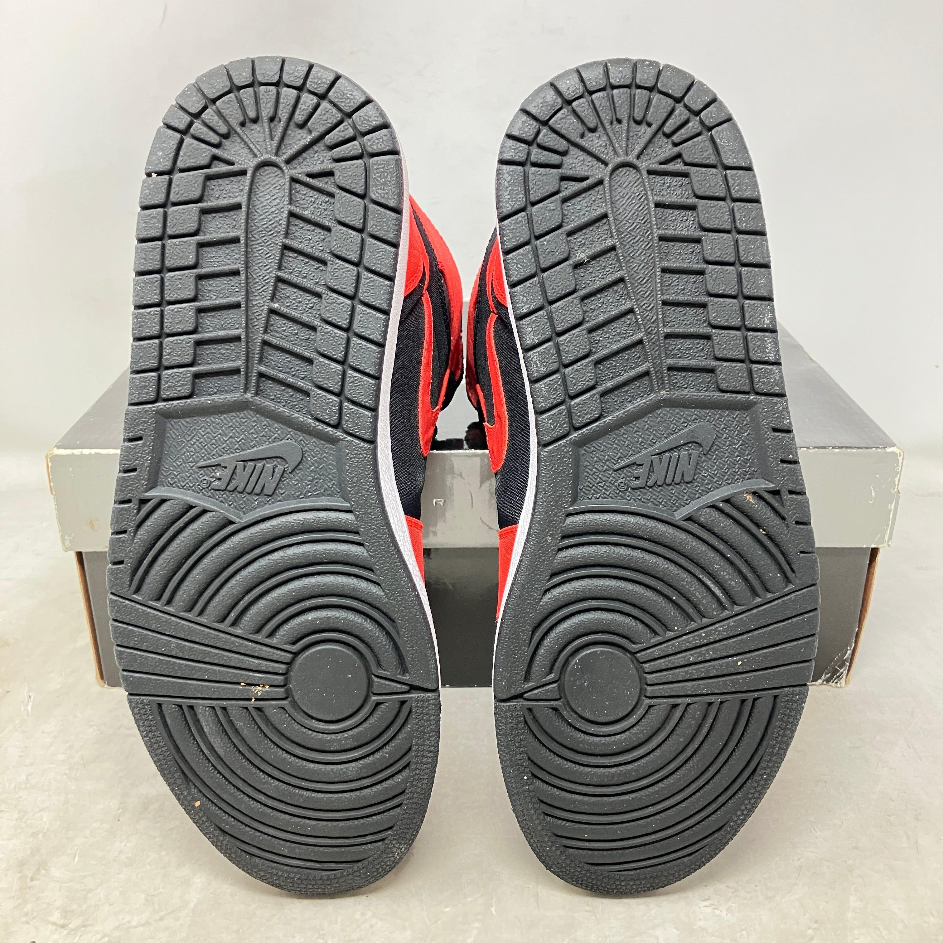 Jordan 1 Retro Max Orange