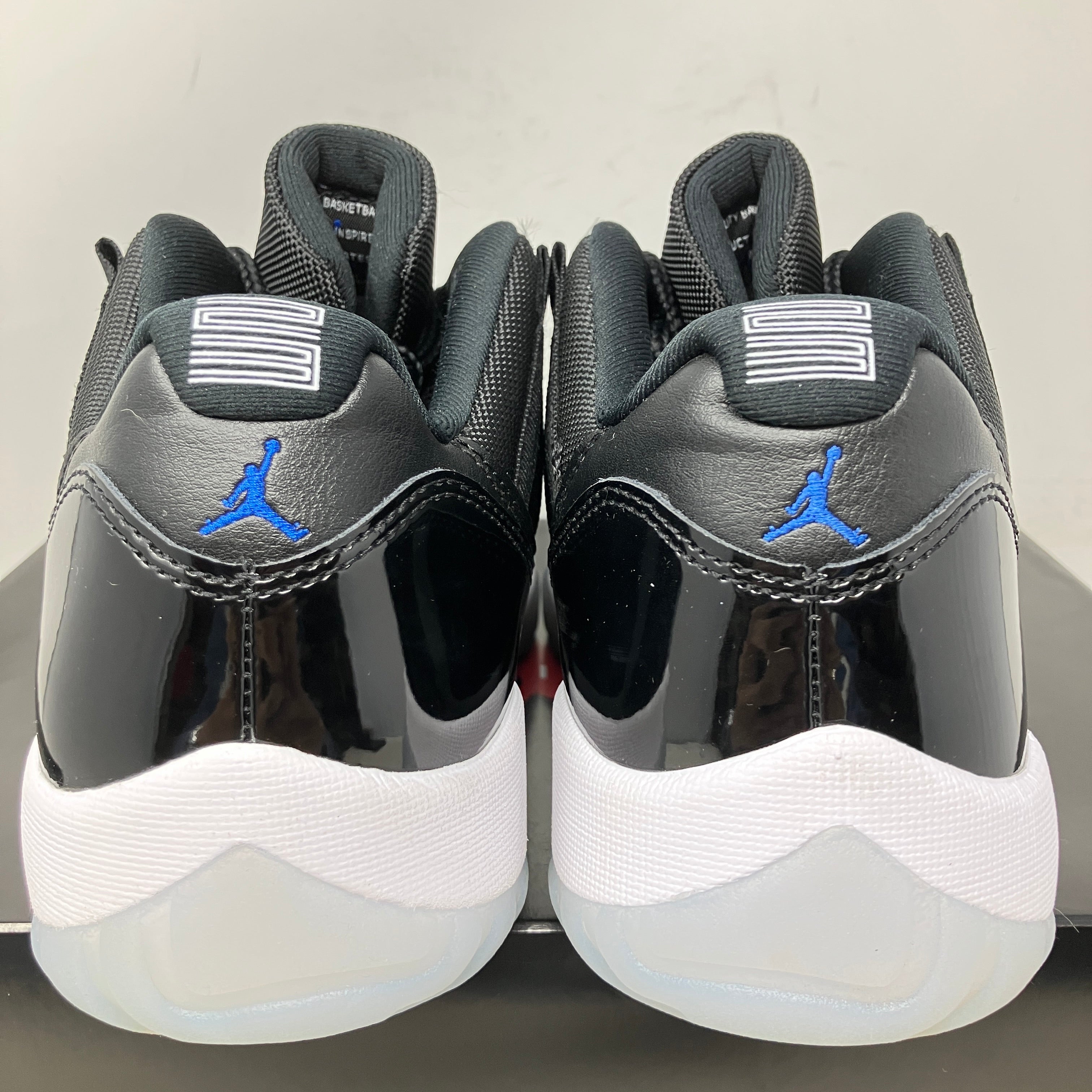 Jordan 11 Retro Low Space Jam