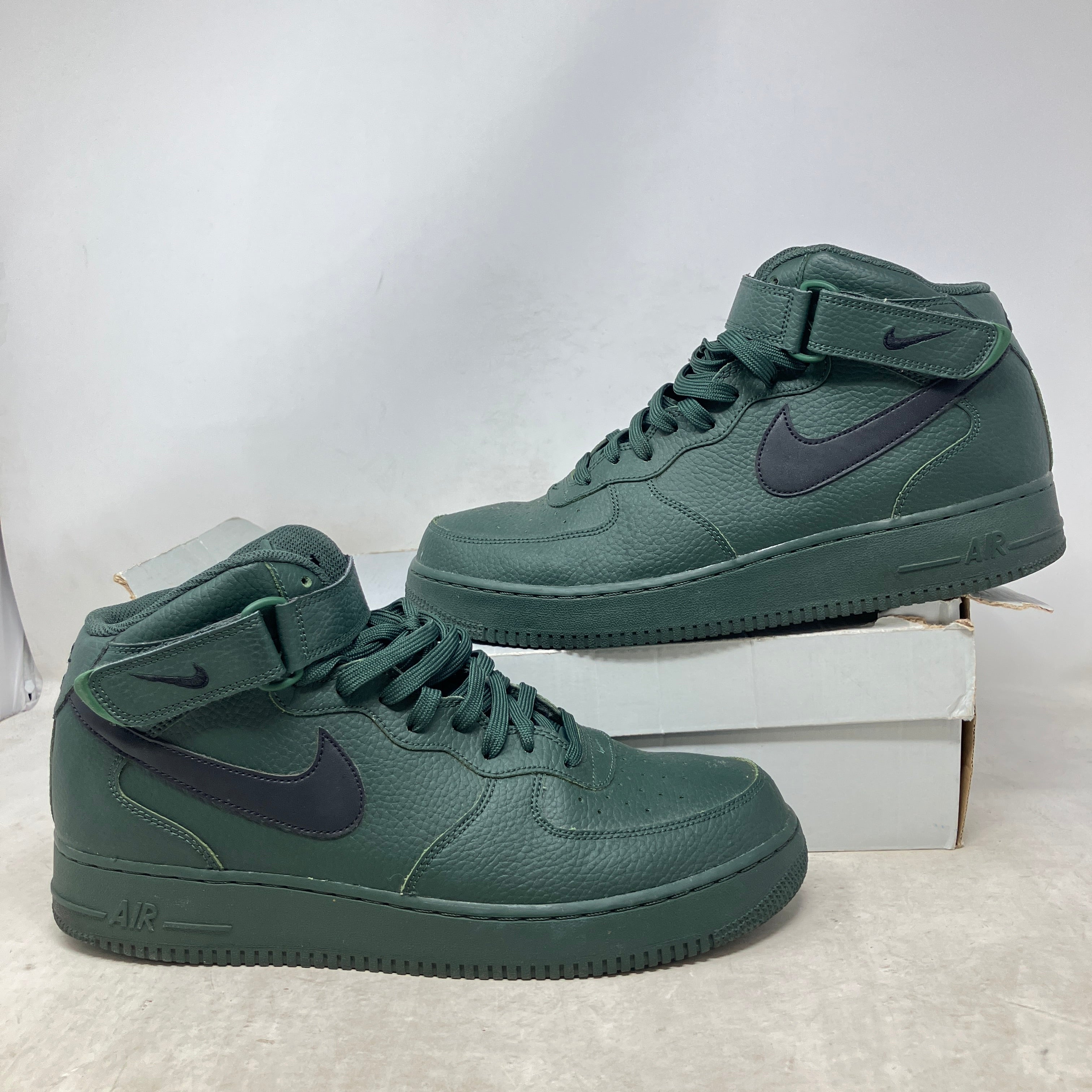 Nike Air Force 1 Mid Grove Green Black