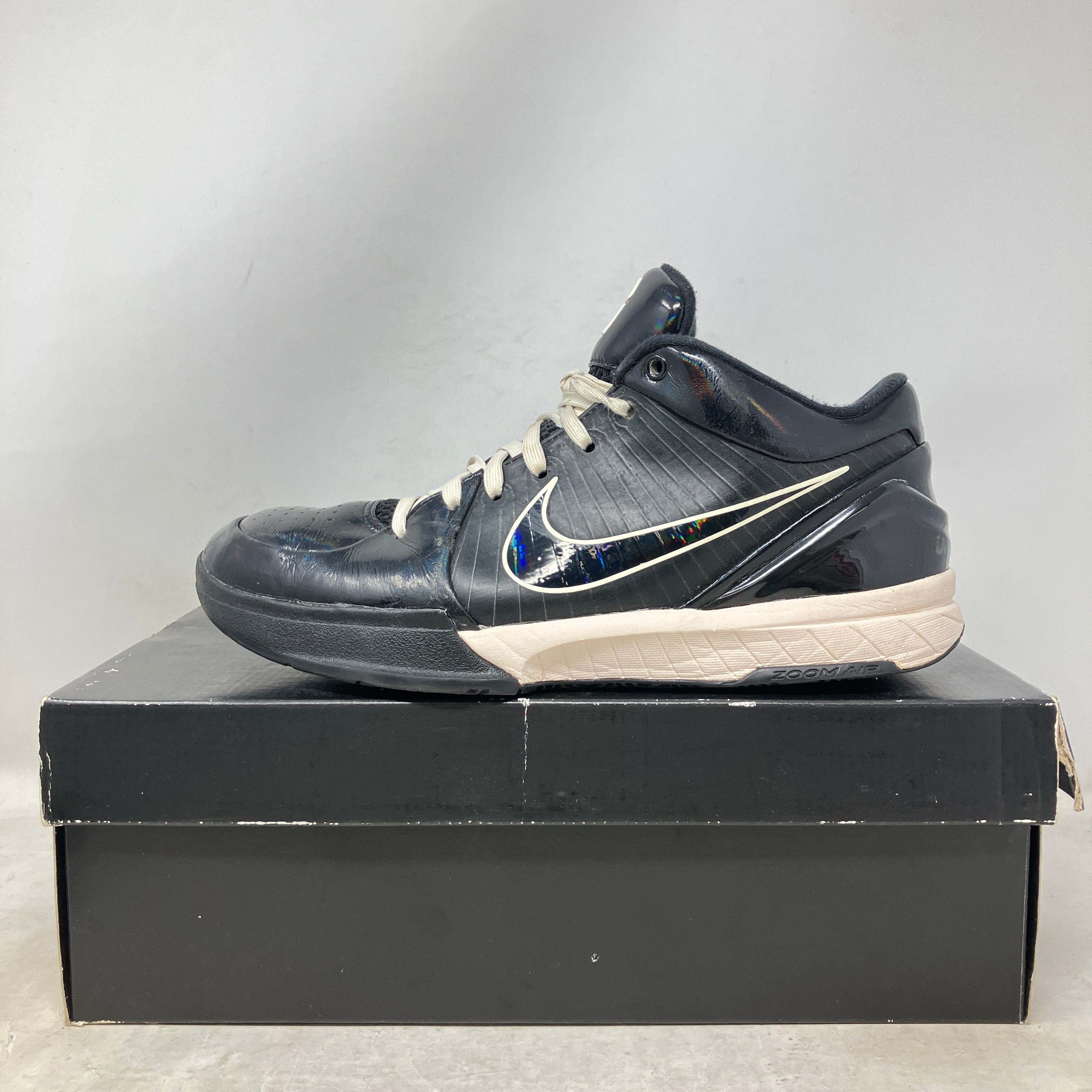 Nike Kobe 4 Protro Undefeated Black Mamba