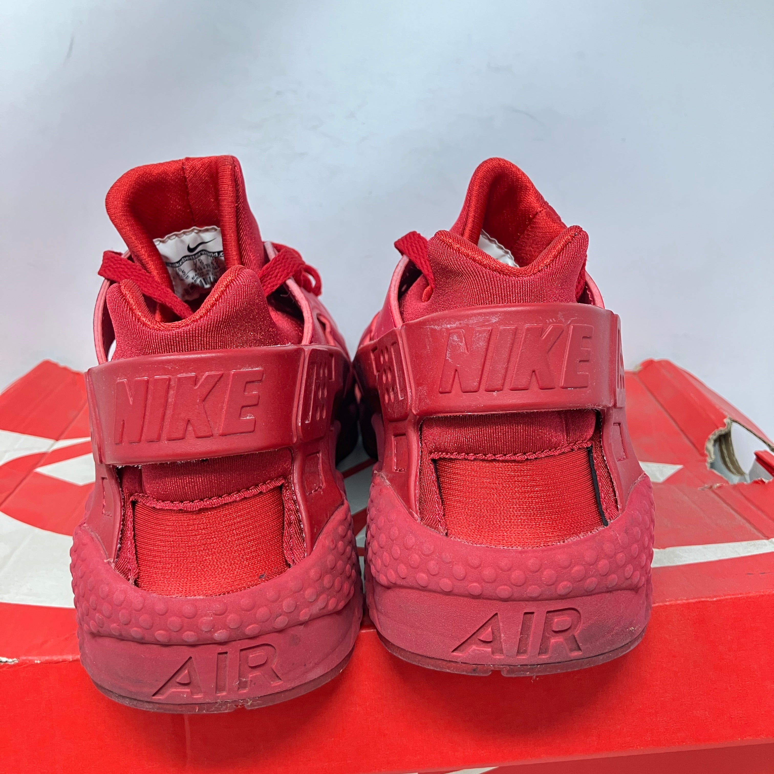 Nike Air Huarache Triple Red