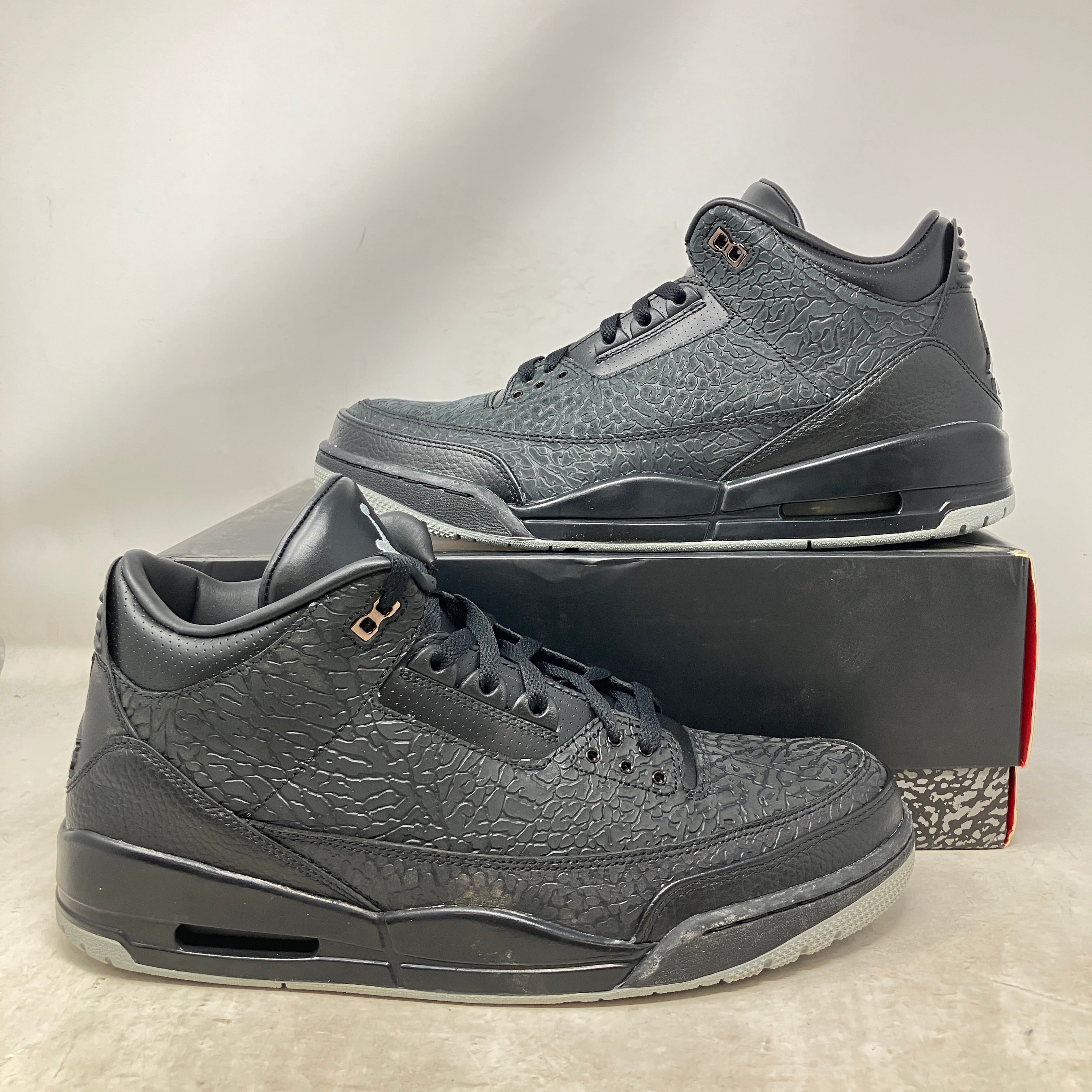 Jordan 3 Retro Black Flip