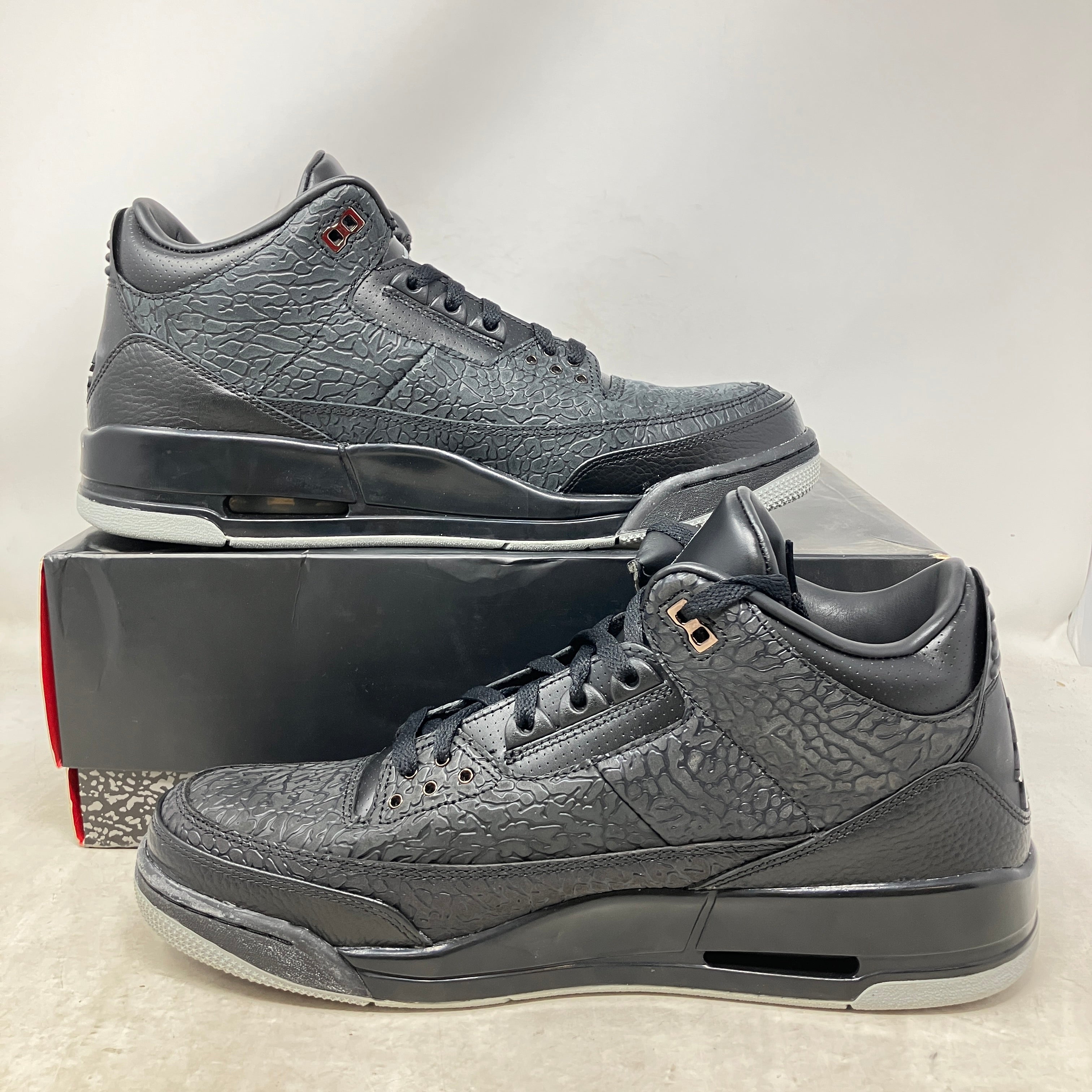 Jordan 3 Retro Black Flip