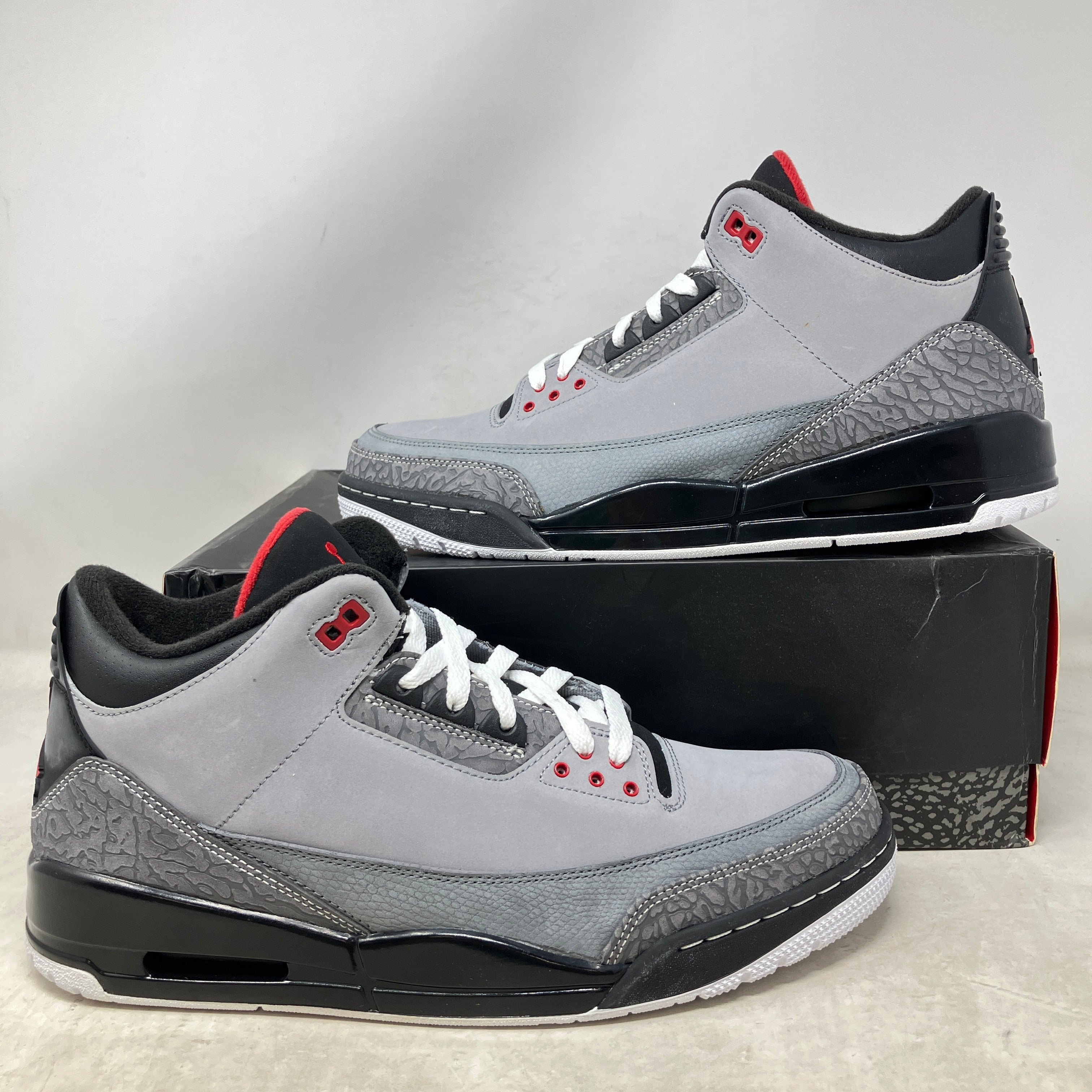 Jordan 3 Retro Stealth