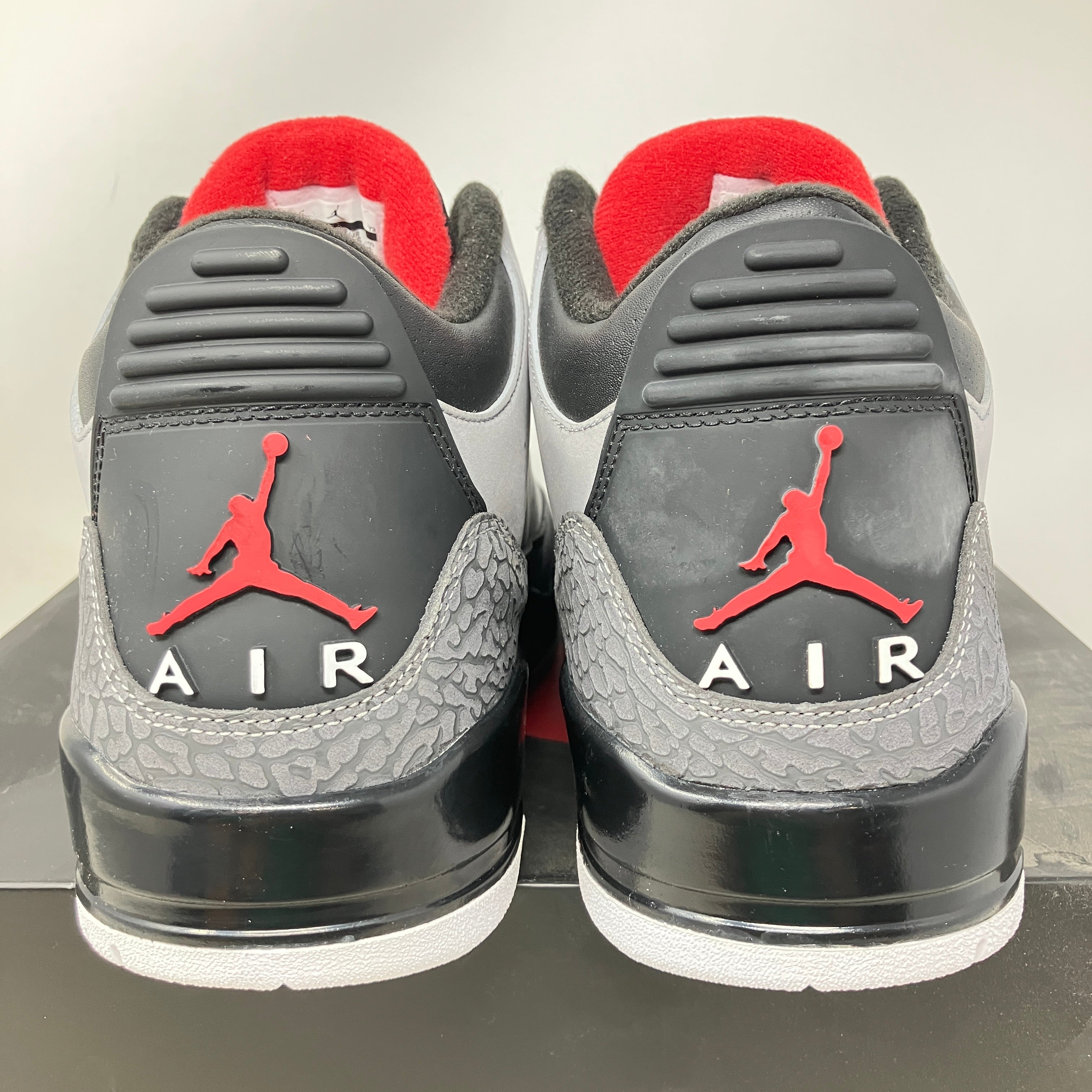 Jordan 3 Retro Stealth