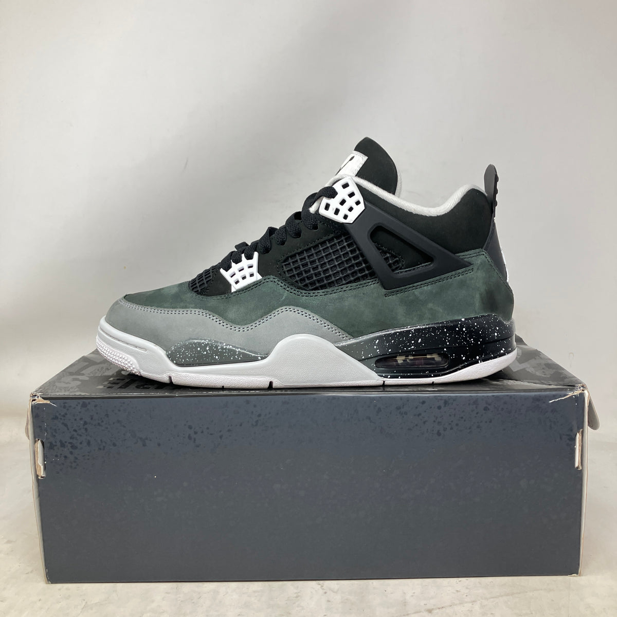 Jordan 4 Retro Fear (2024)