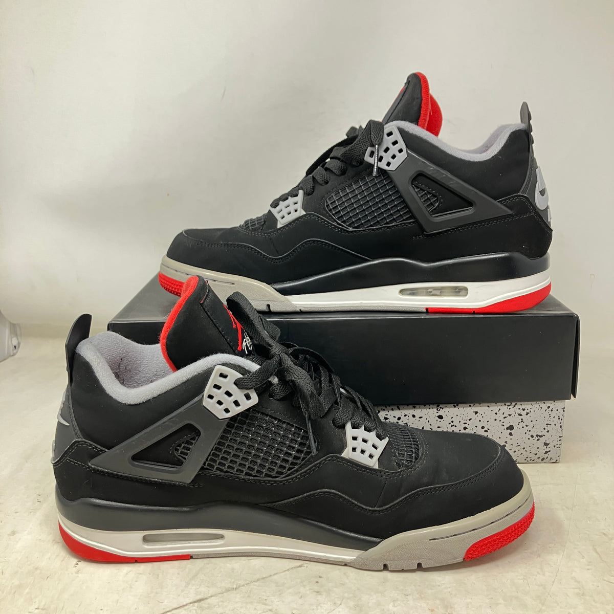 Jordan 4 Retro Bred (2019)