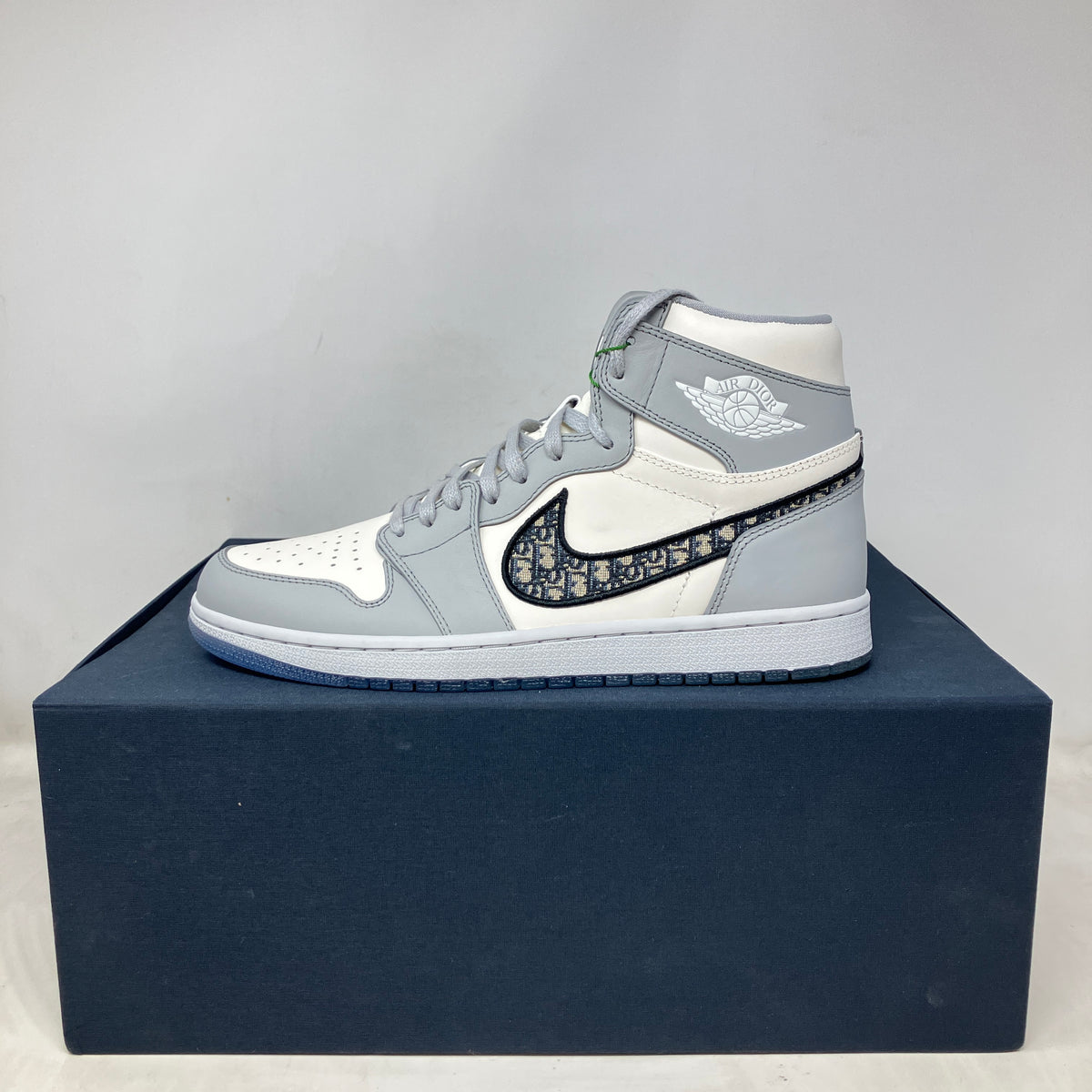 Jordan 1 Retro High Dior