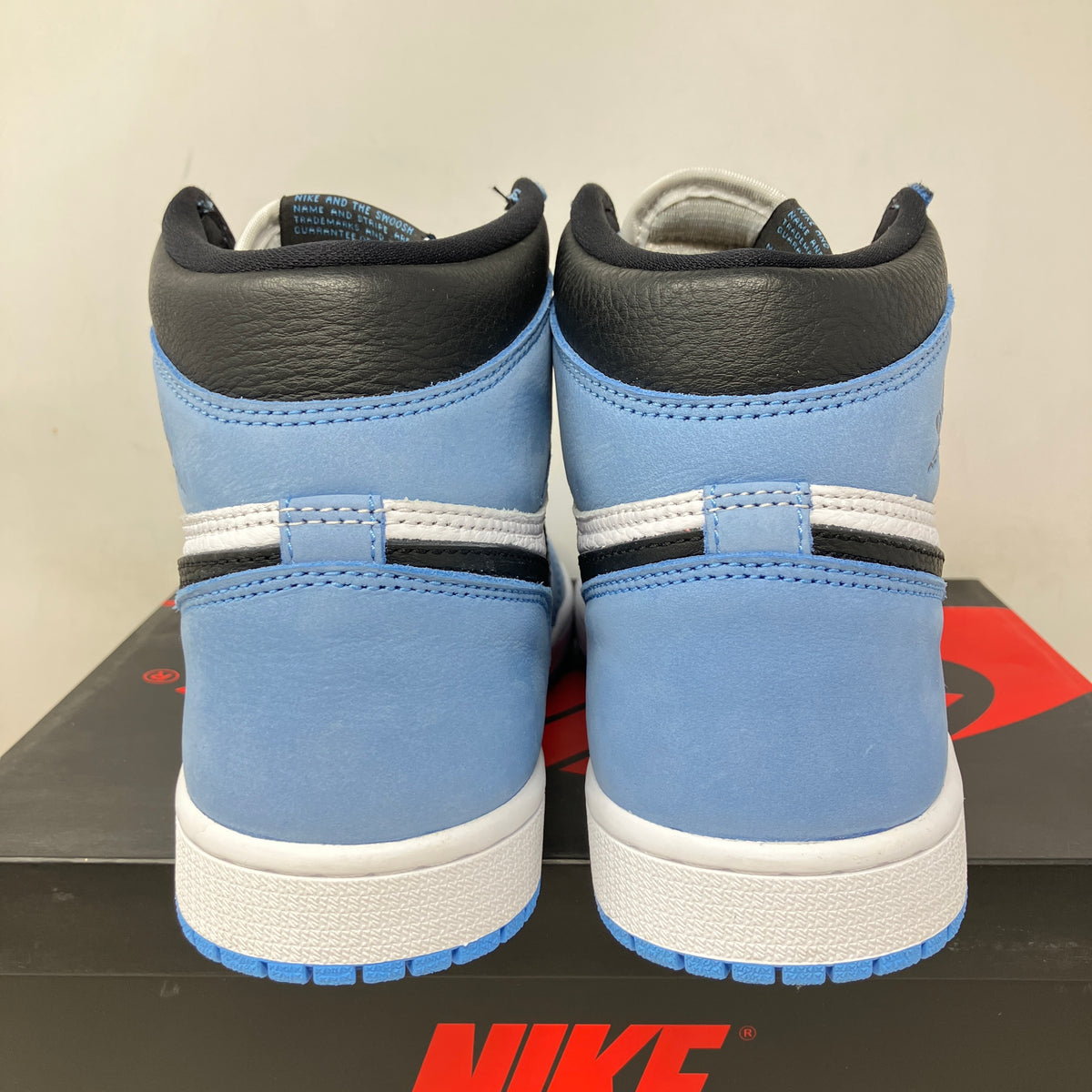 Jordan 1 Retro High OG University Blue