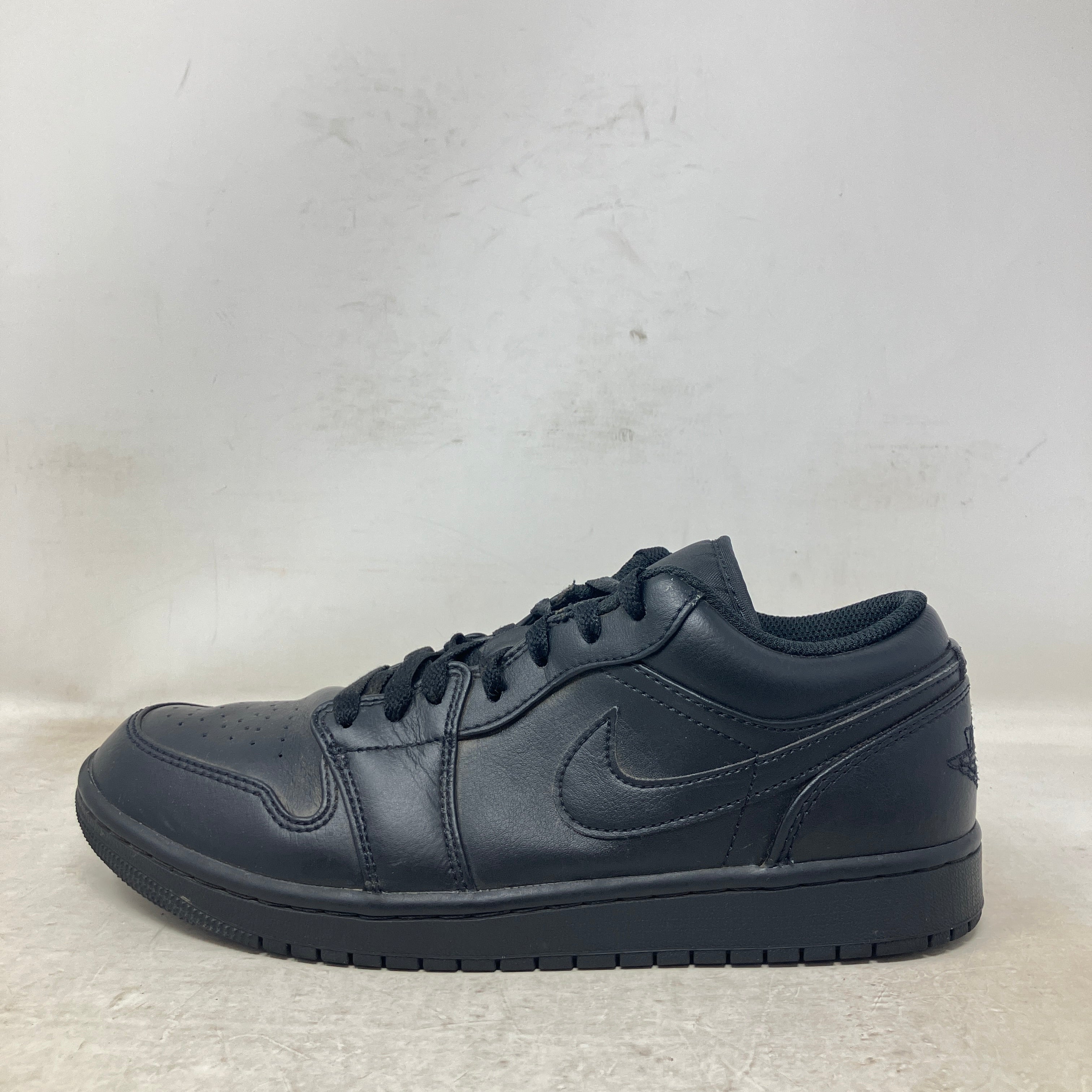 Jordan 1 Low Triple Black