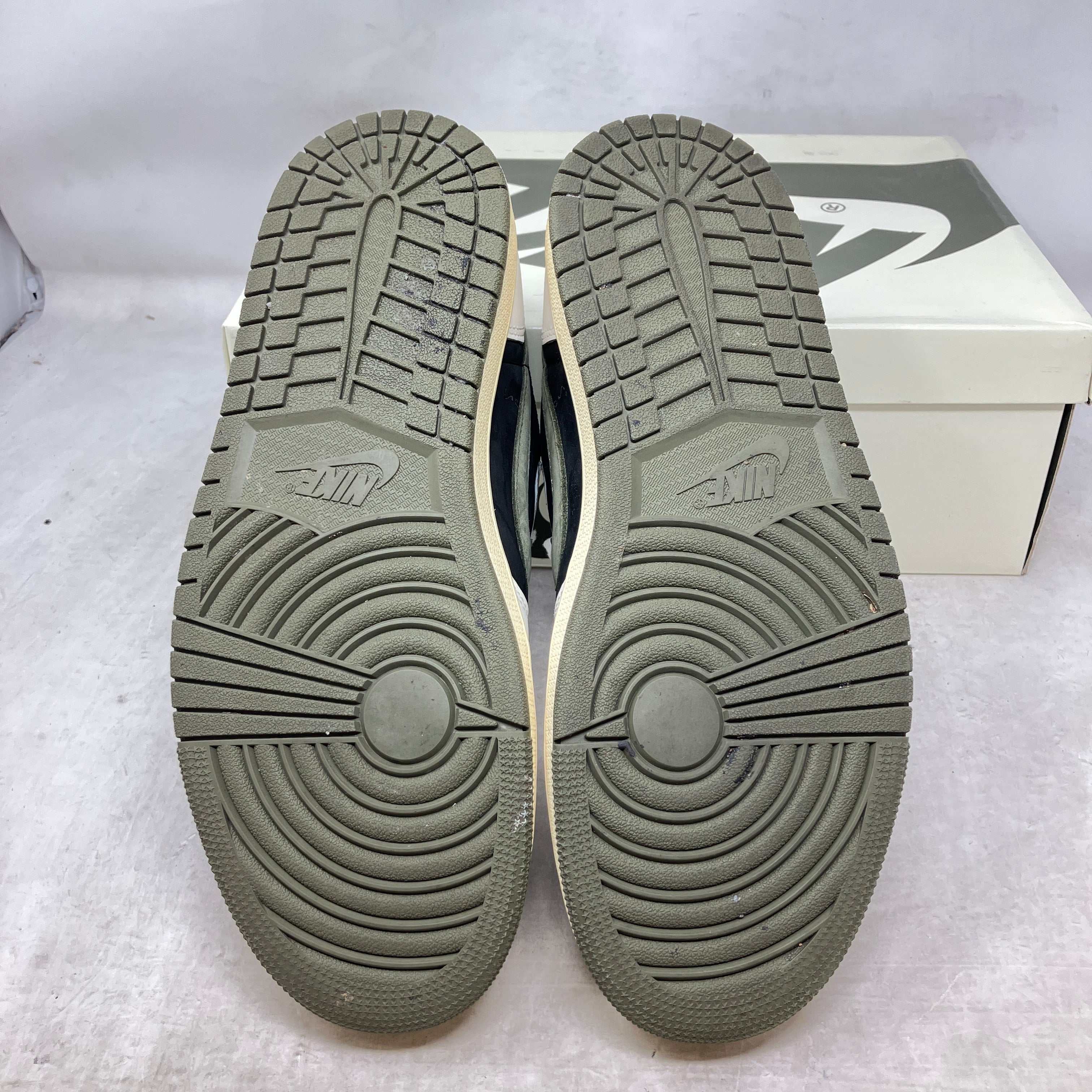 Jordan 1 Retro Low OG SP Travis Scott Olive (Women's)