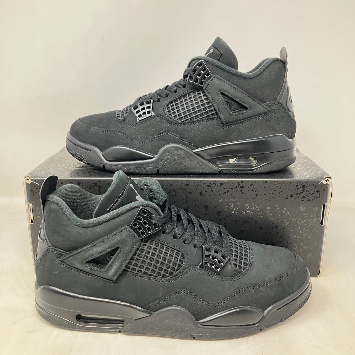 Jordan 4 Retro Black Cat (2025)