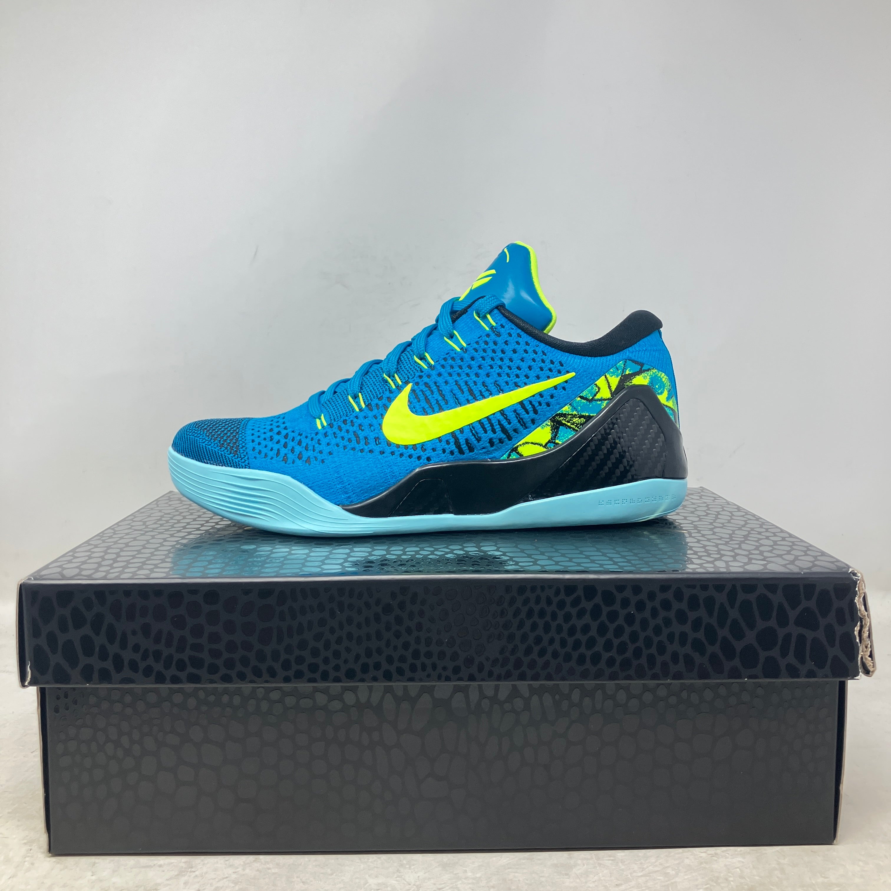Nike Kobe 9 Elite Low Protro Perspective