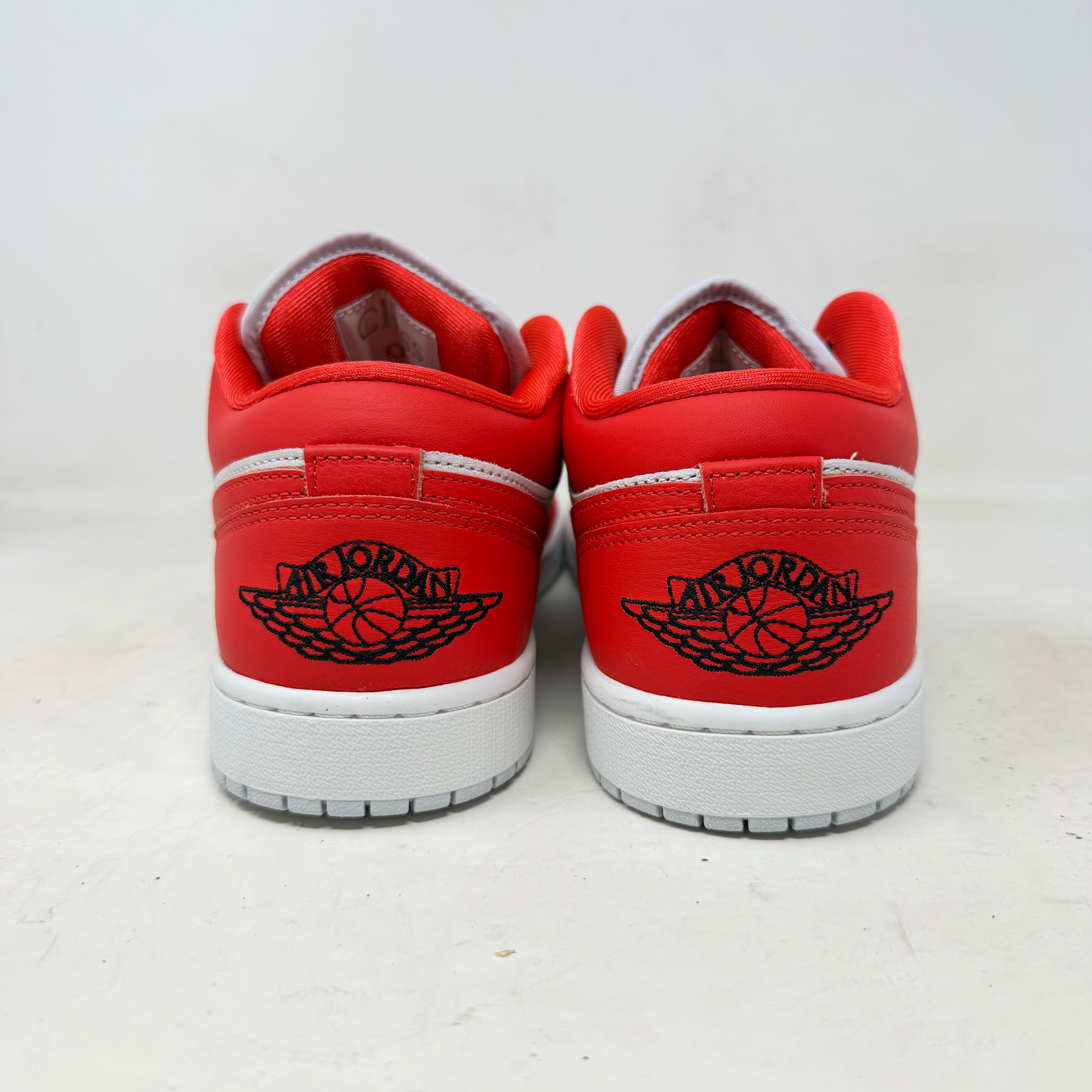 Jordan 1 Low SE Chile Red