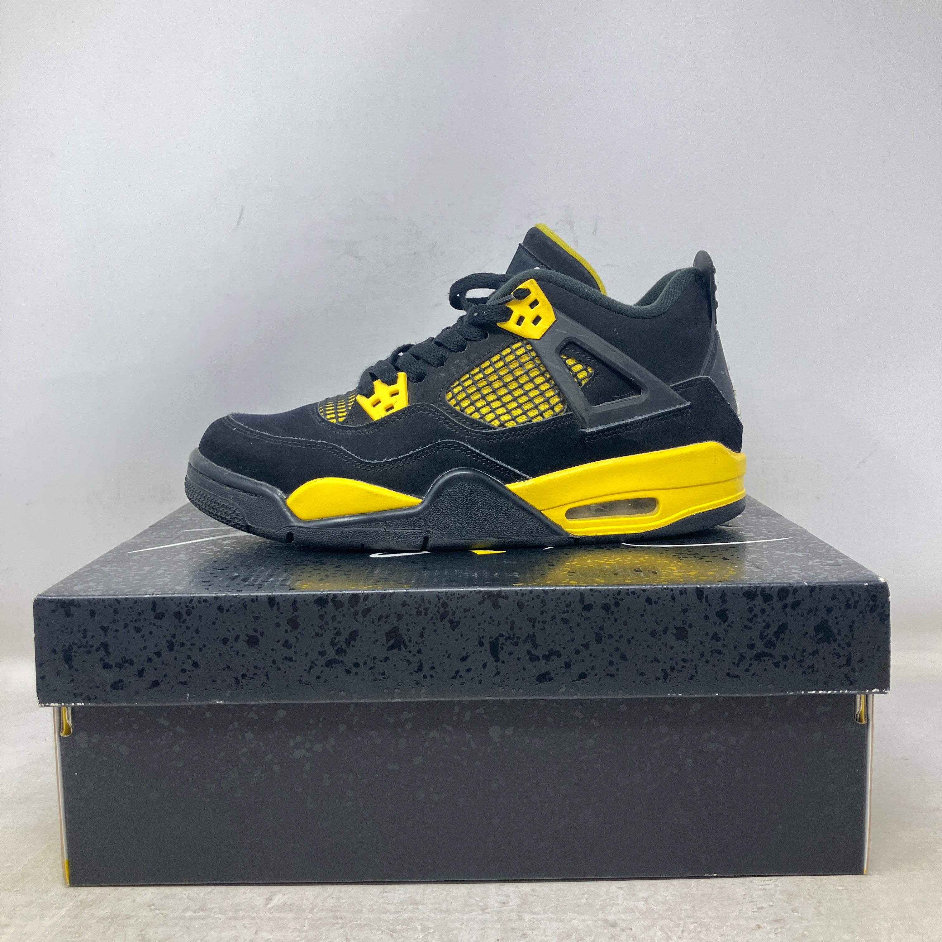 Jordan 4 Retro Thunder (2023) (GS)