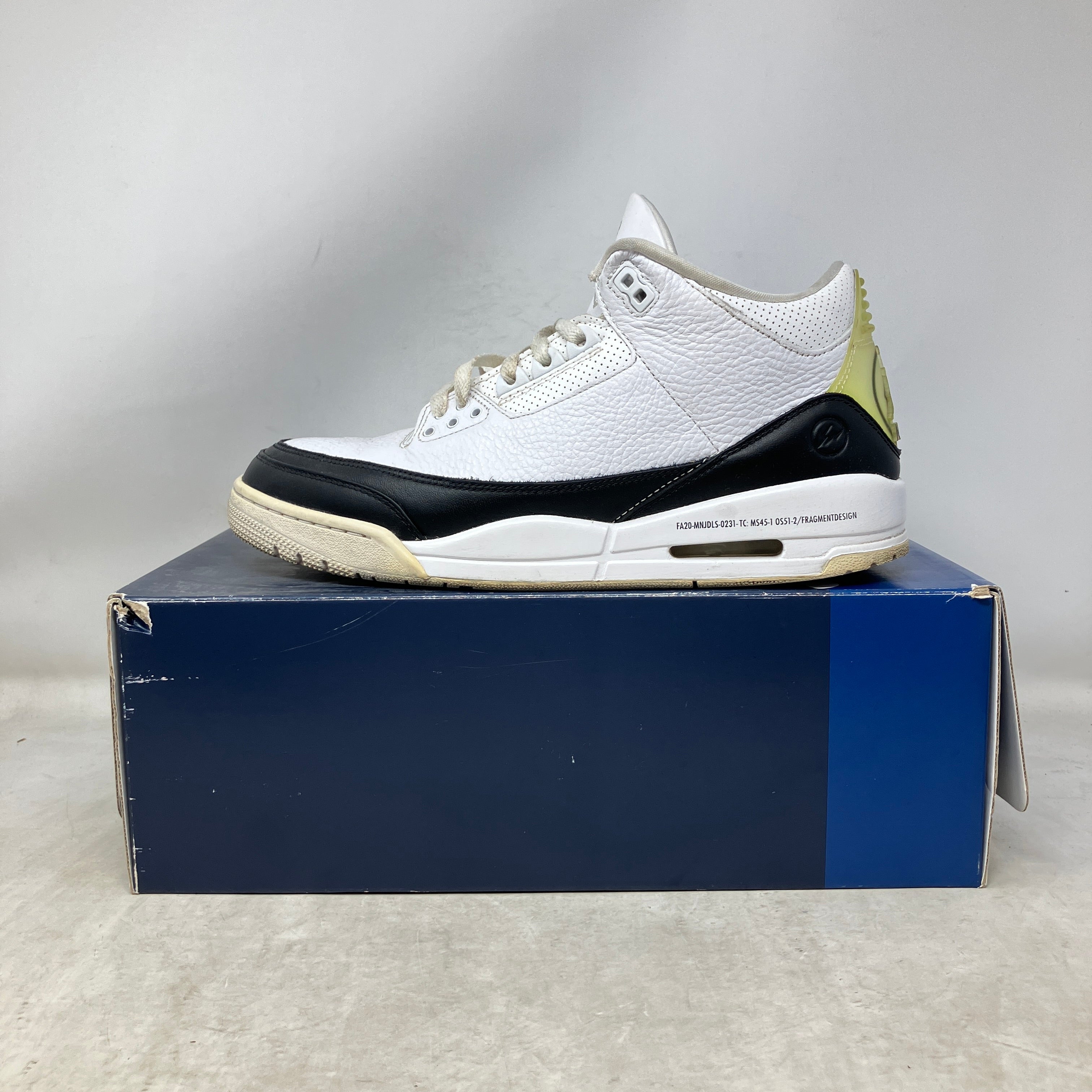 Jordan 3 Retro Fragment