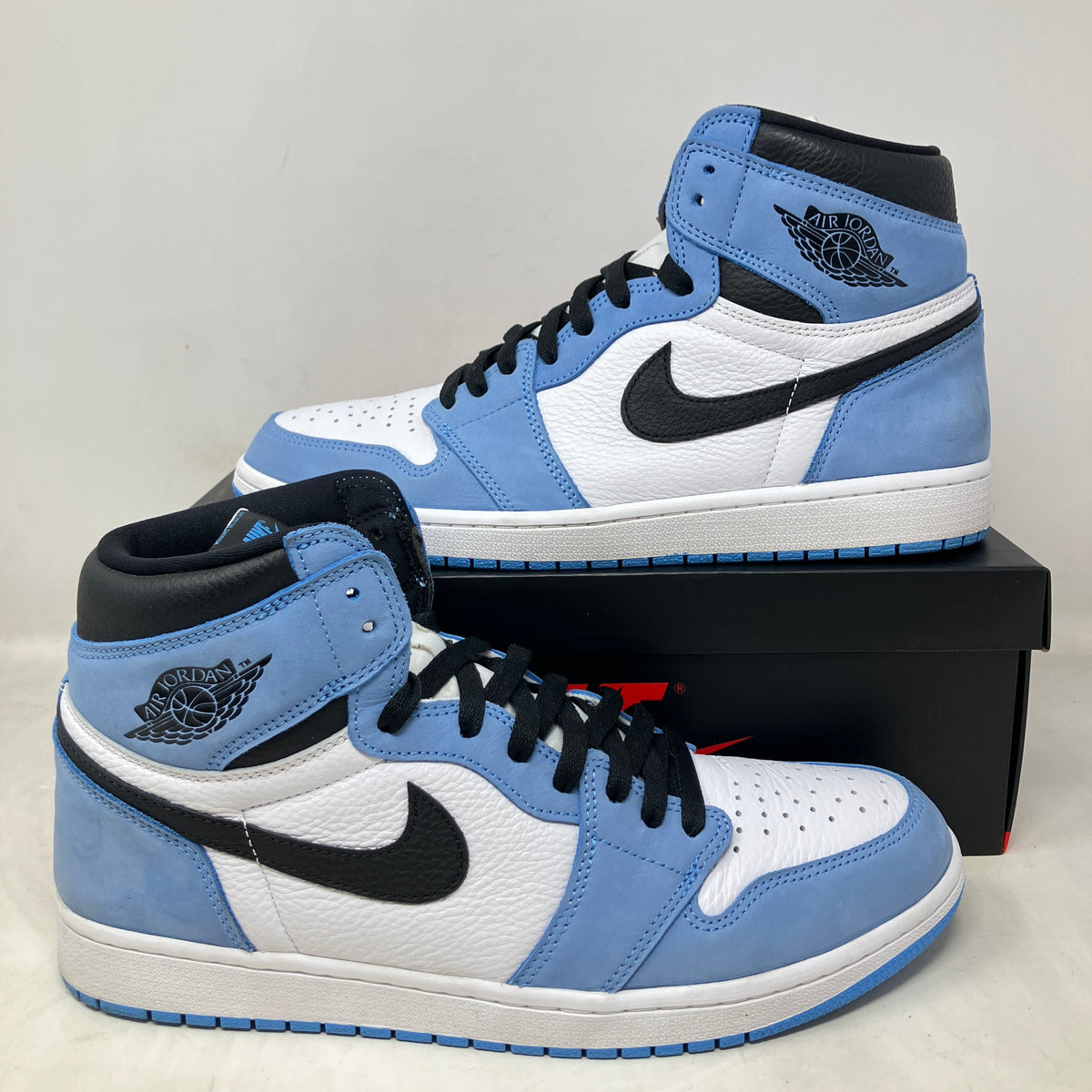 Jordan 1 Retro High OG University Blue