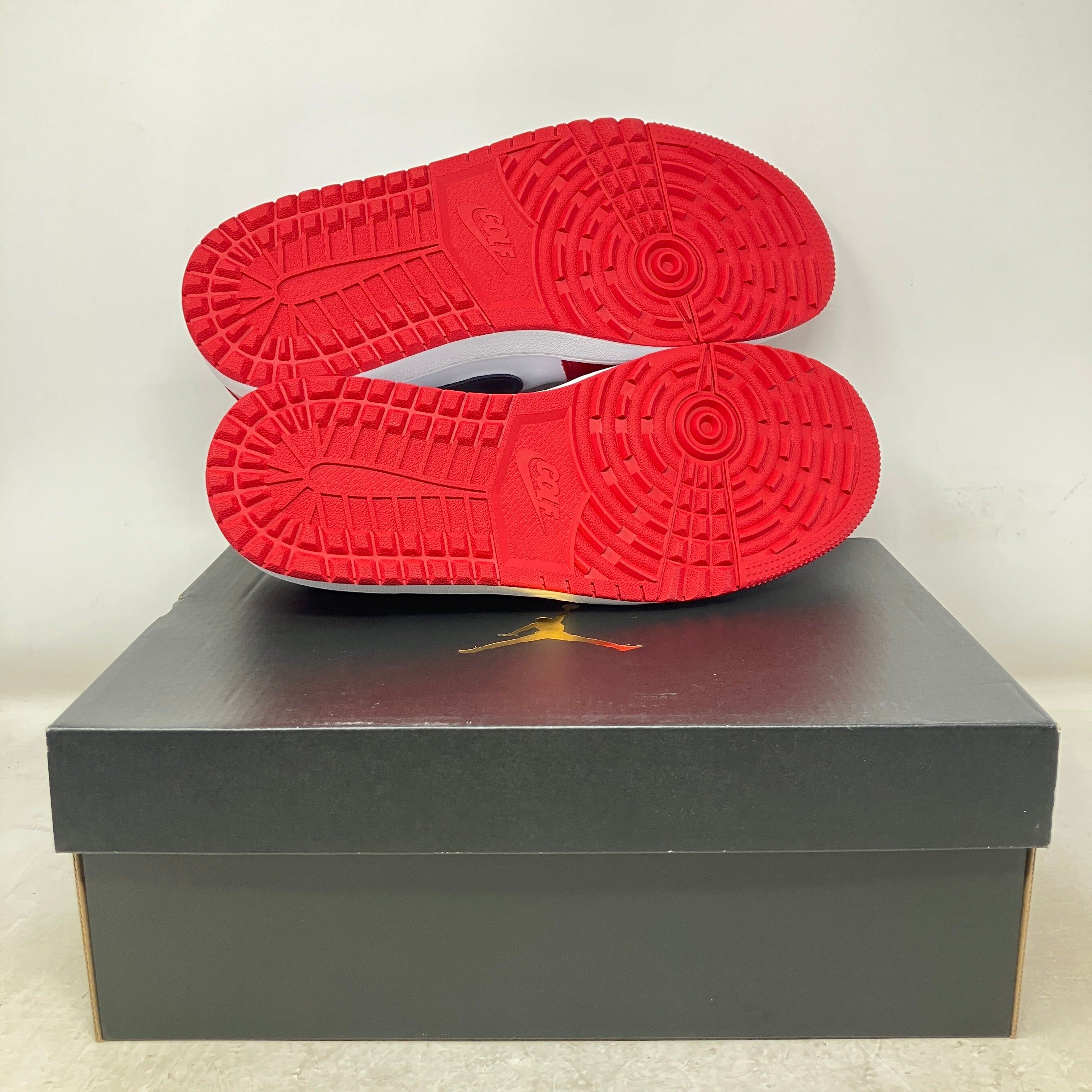 Jordan 1 Retro Low Golf Chicago