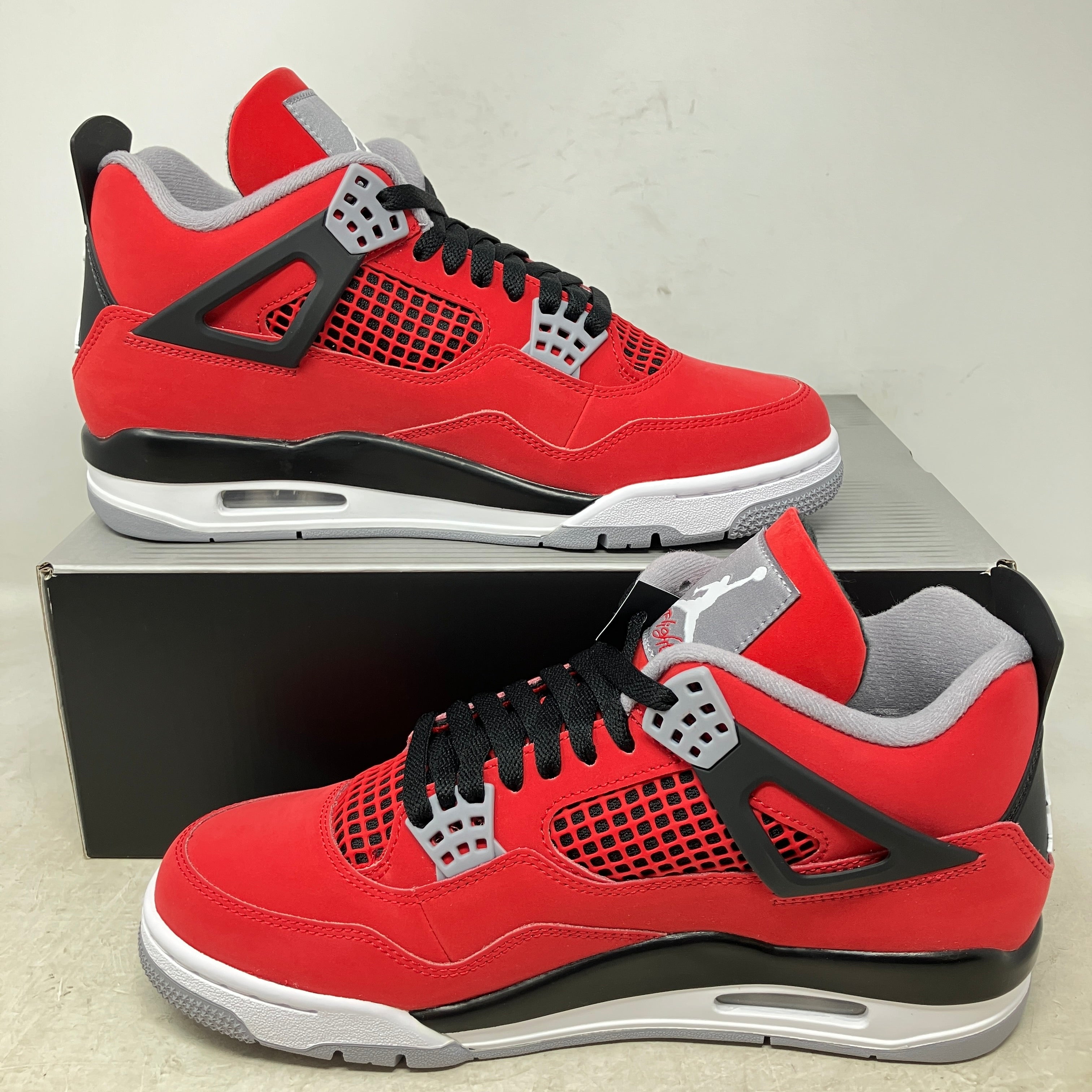 Jordan 4 Retro Toro Bravo (2026)
