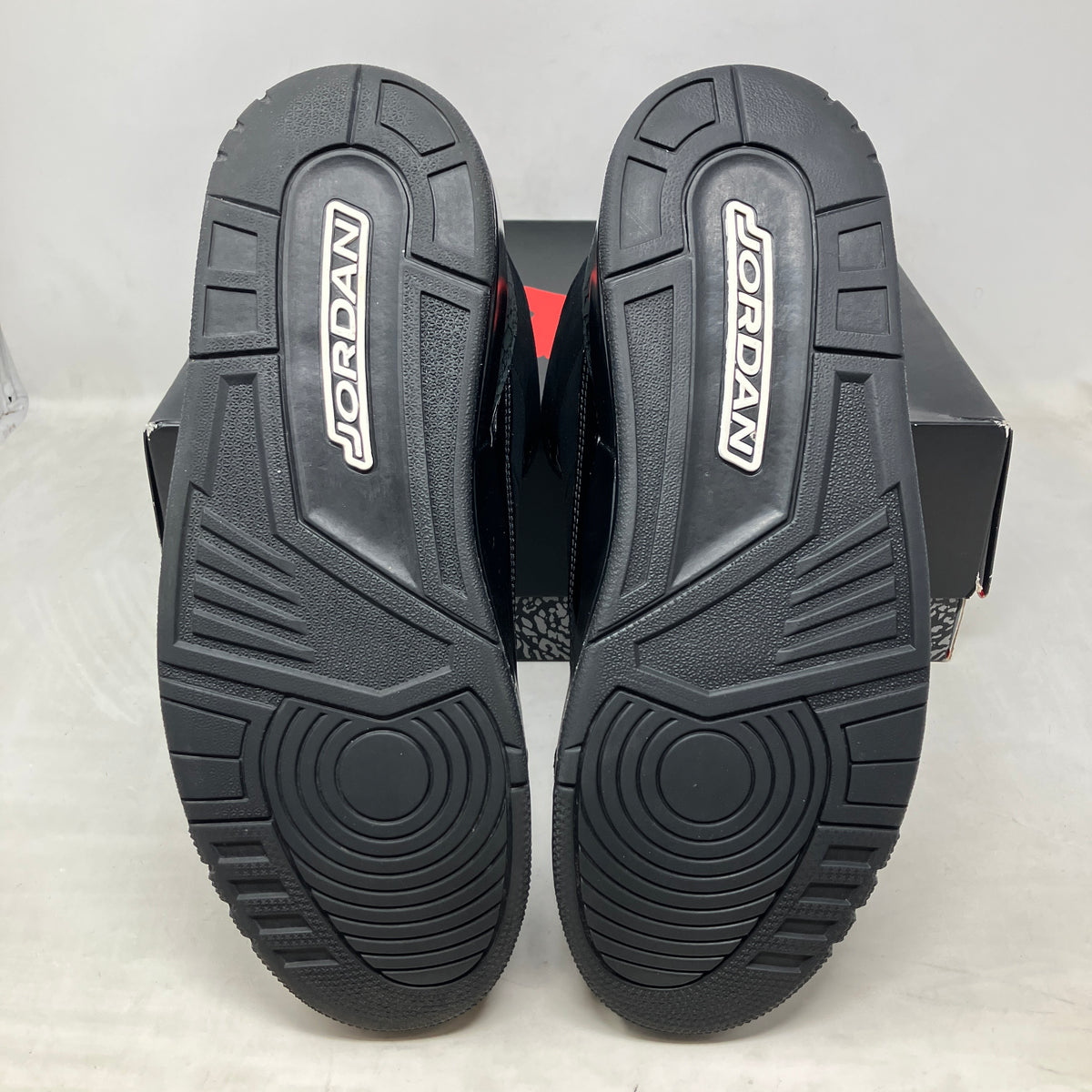 Jordan 3 Retro Black Cat (2025)