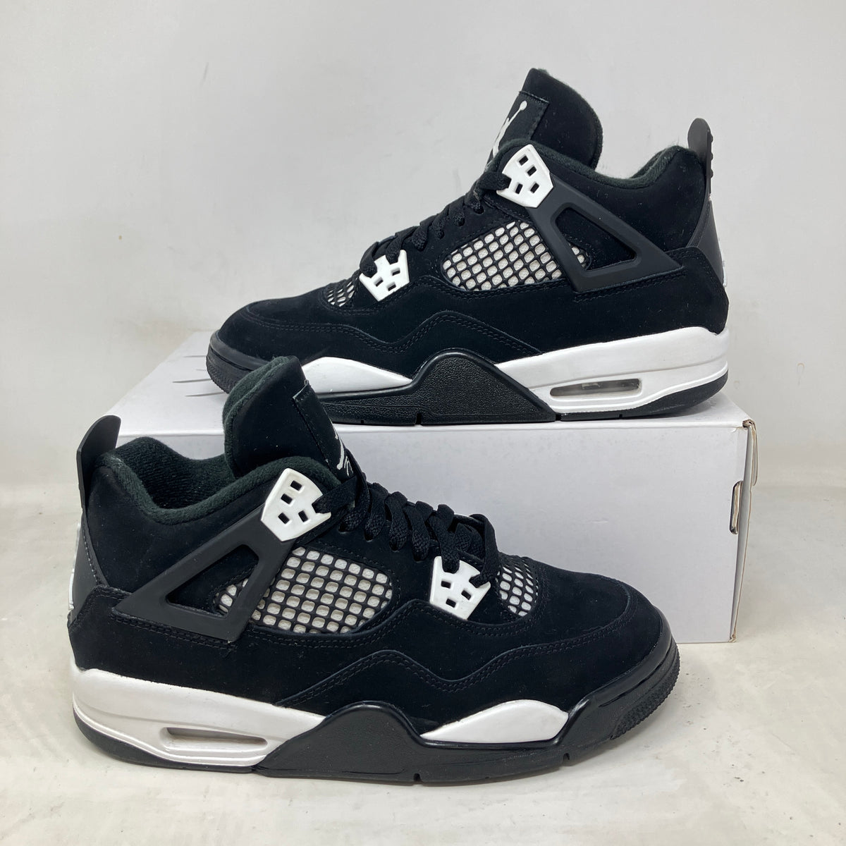 Jordan 4 Retro White Thunder (GS)