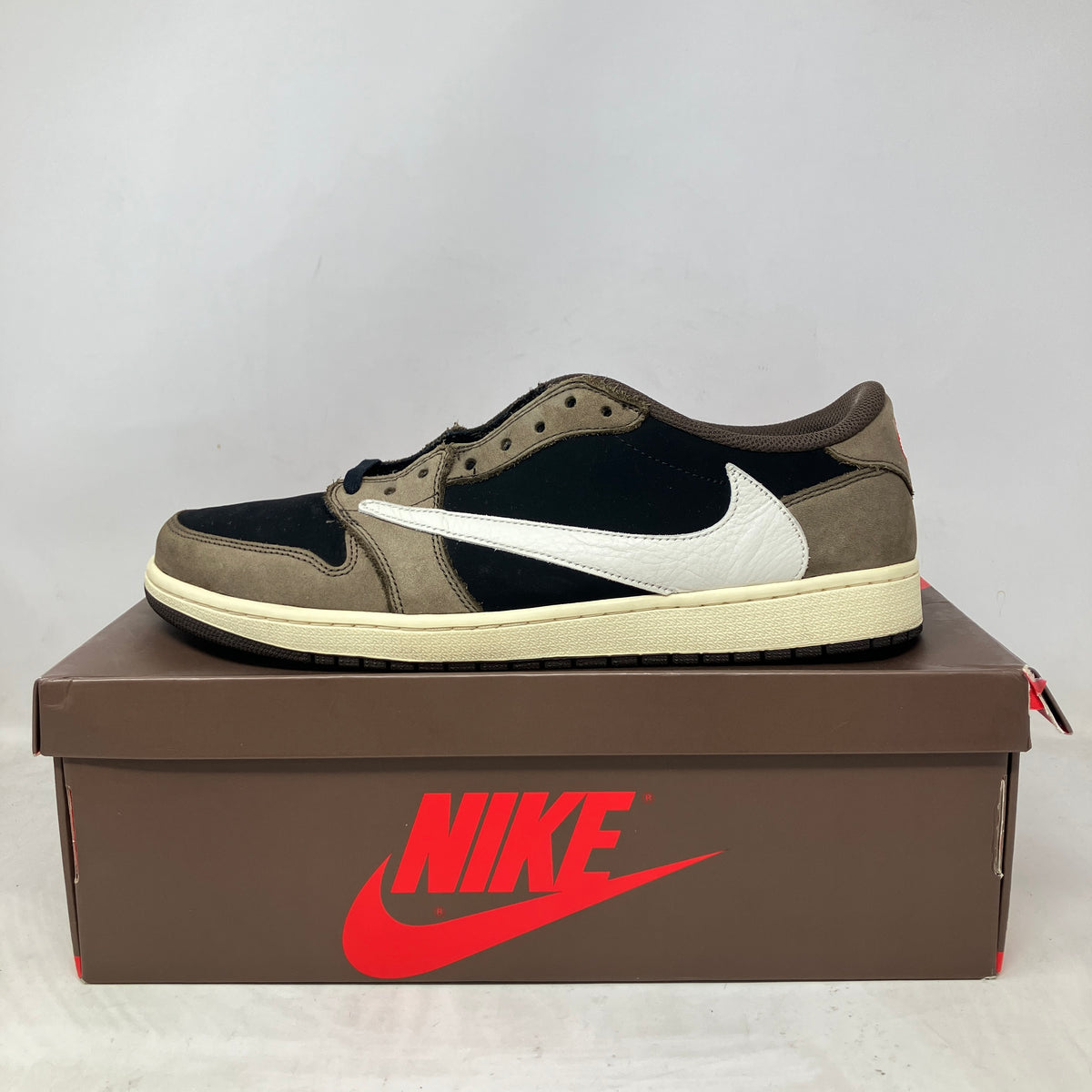 Jordan 1 Retro Low OG SP Travis Scott Mocha