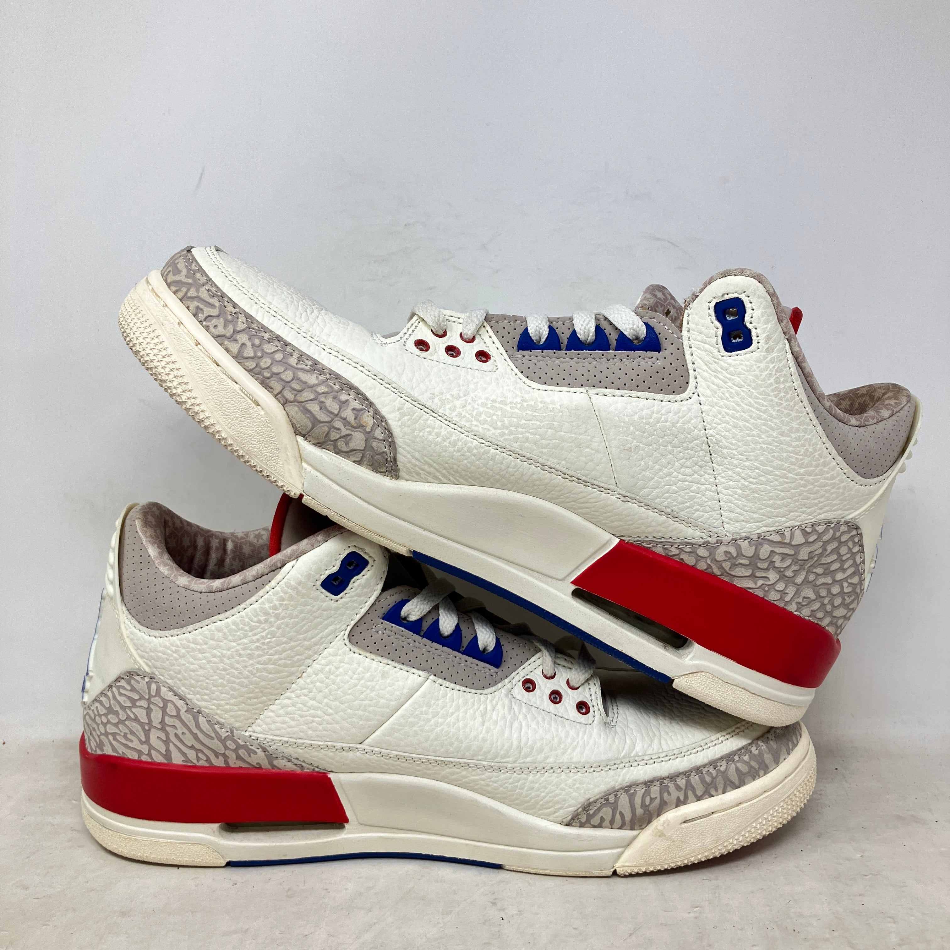 Jordan 3 Retro International Flight