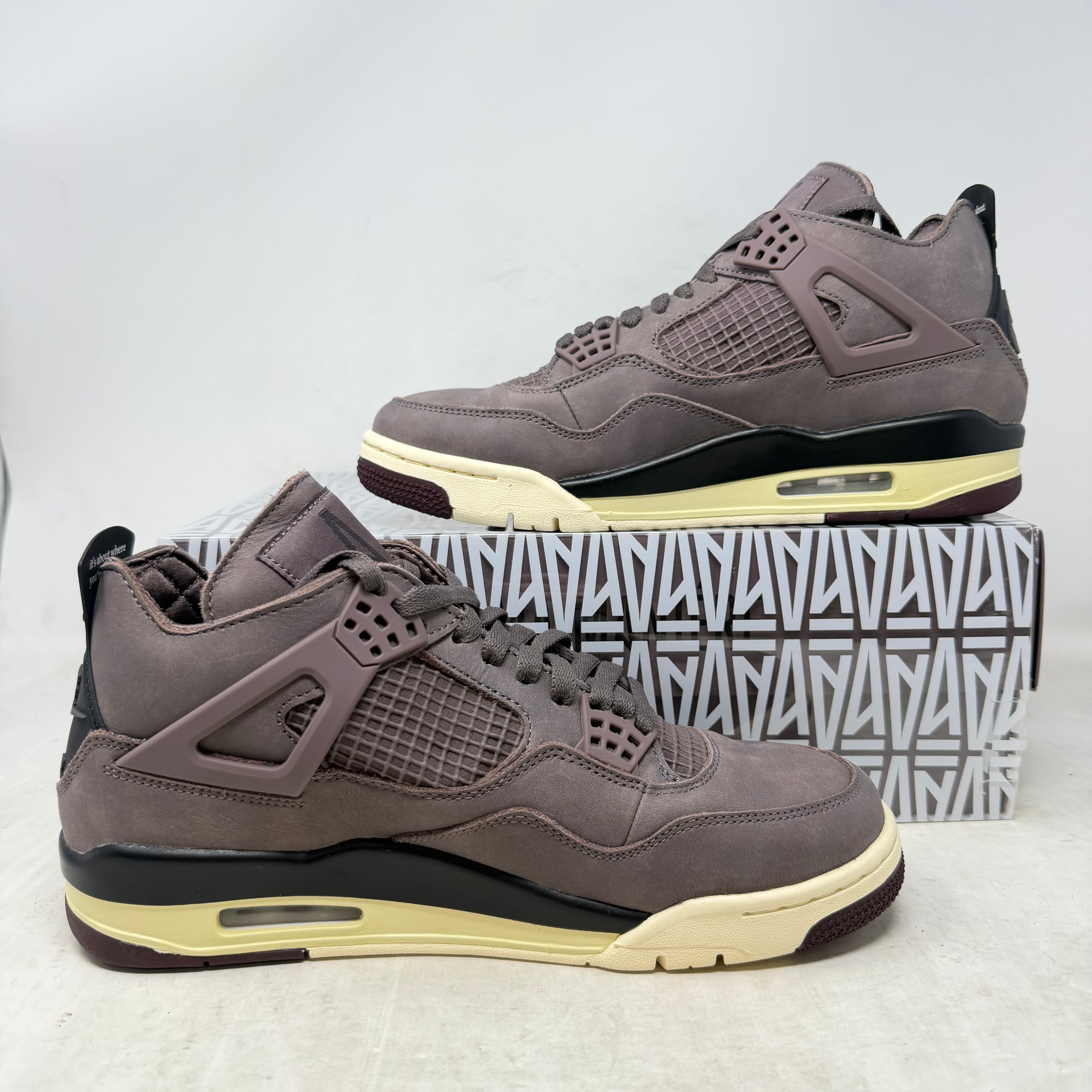 Jordan 4 Retro SP A Ma Maniére Violet Ore