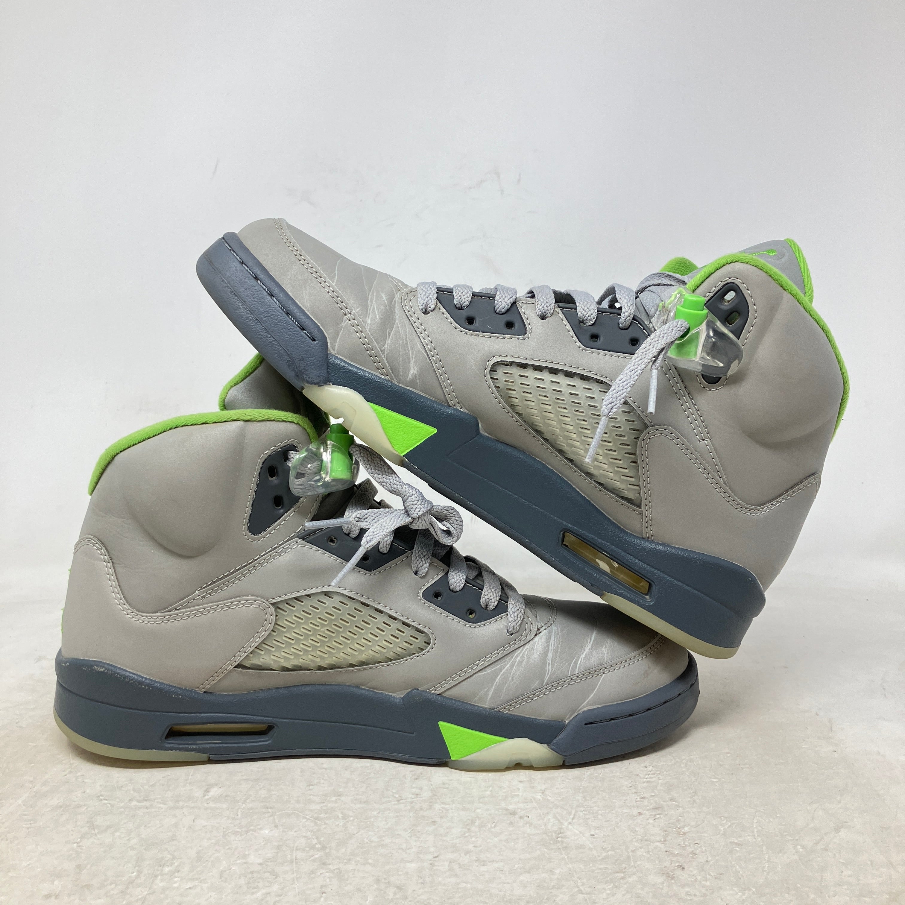 Jordan 5 Retro Green Bean (2022)