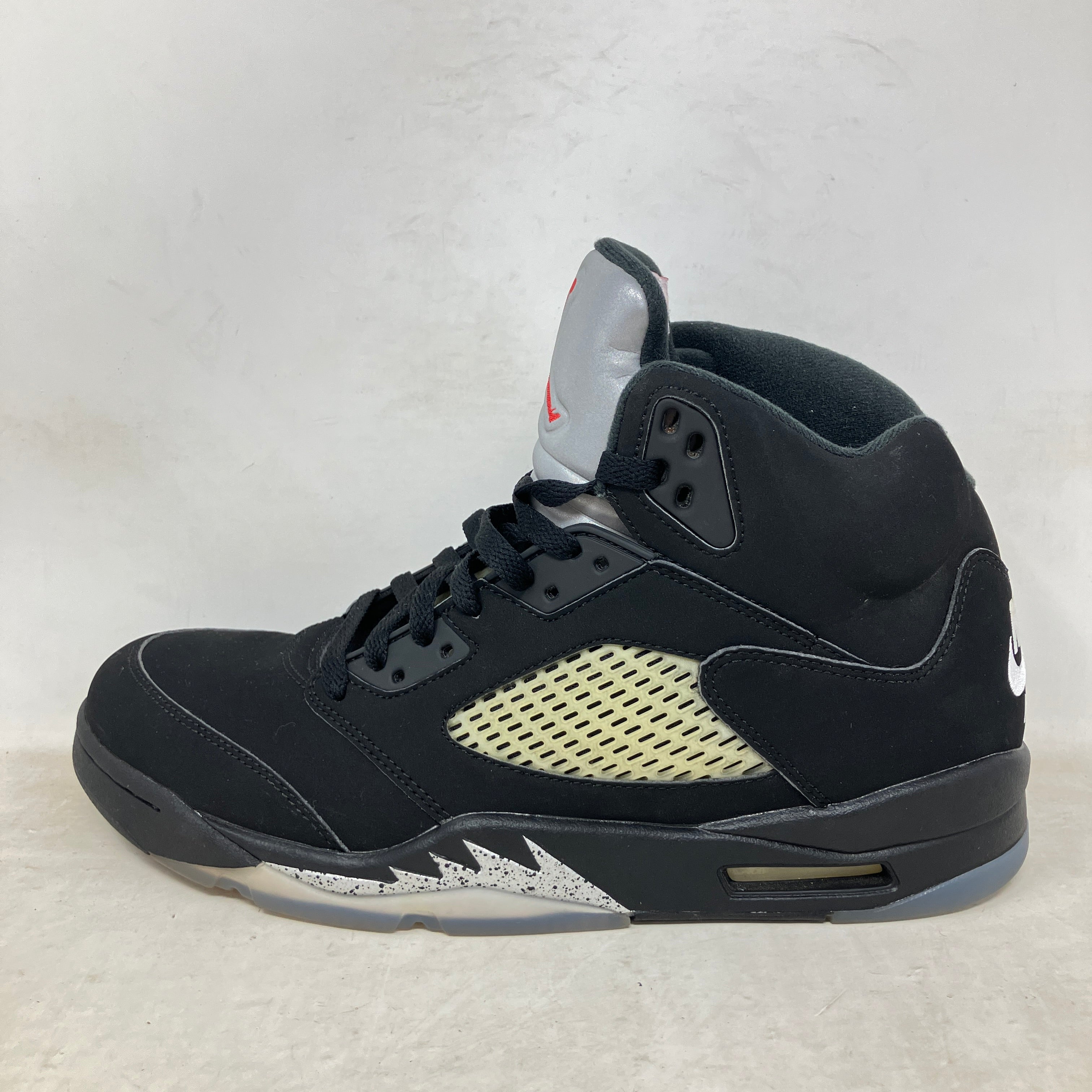 Jordan 5 Retro Black Metallic (2016)