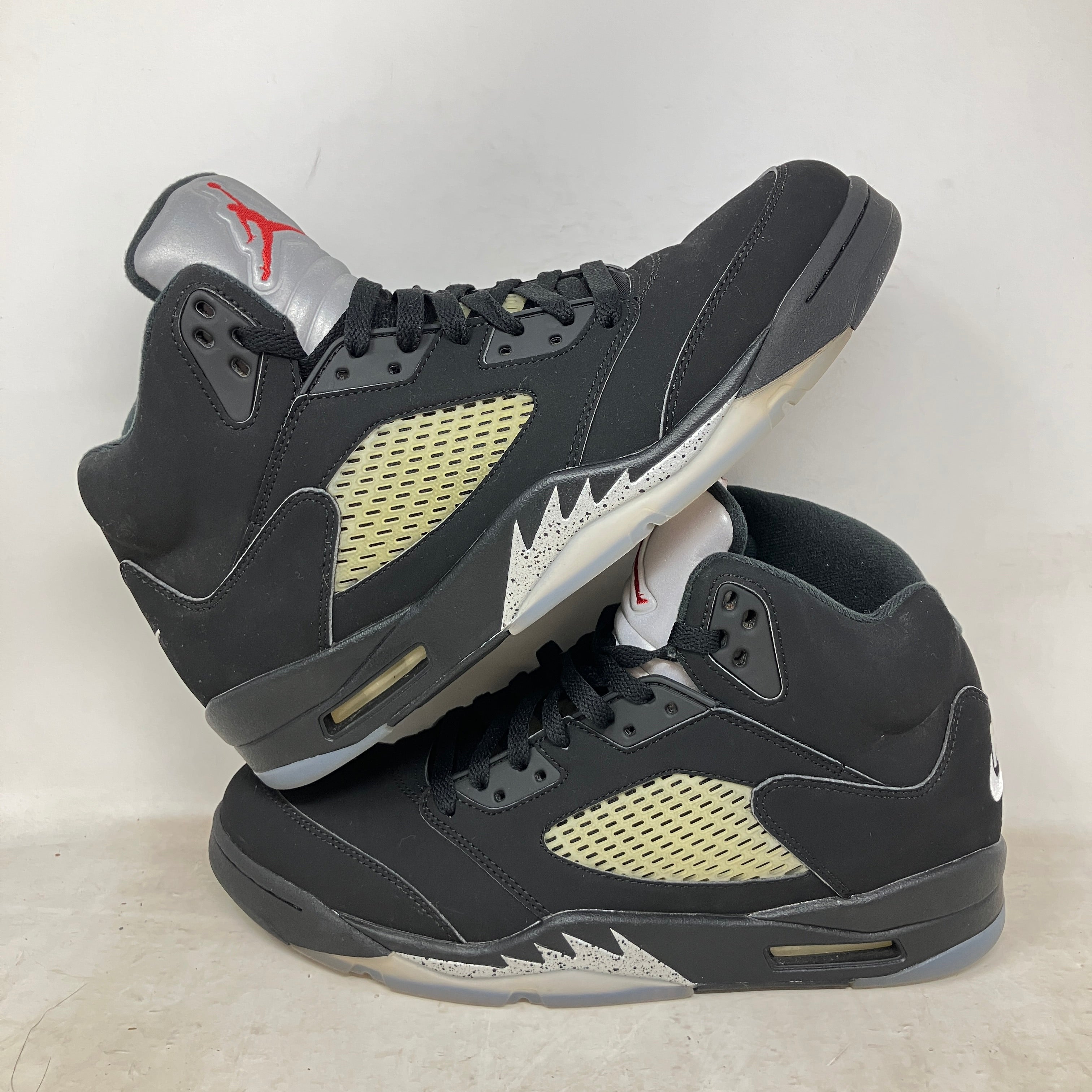 Jordan 5 Retro Black Metallic (2016)