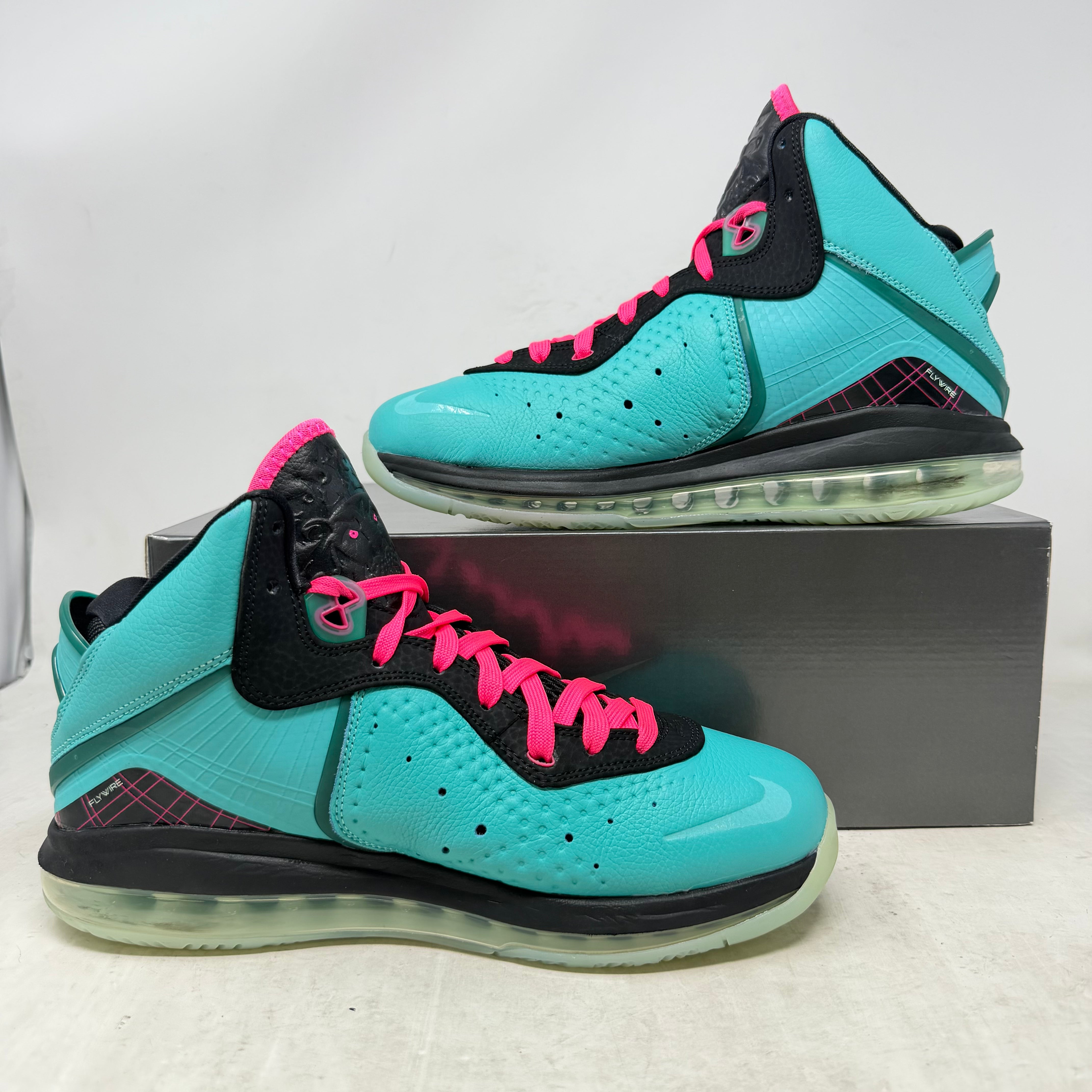 Nike LeBron 8 South Beach (2021)