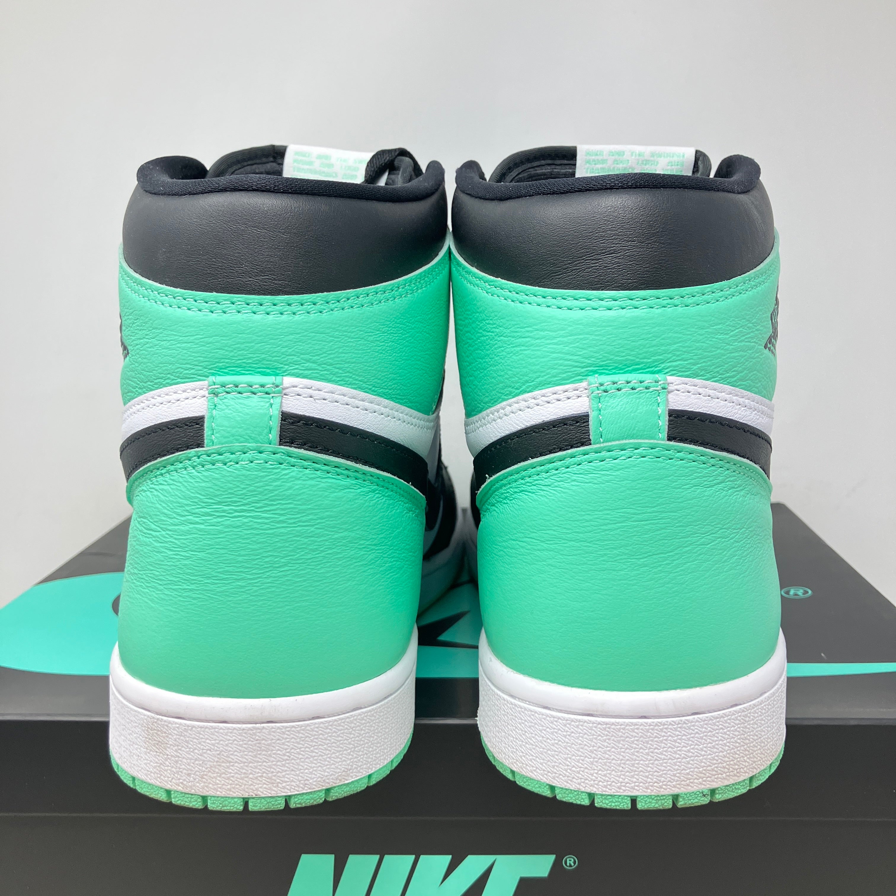 Jordan 1 Retro High OG Green Glow
