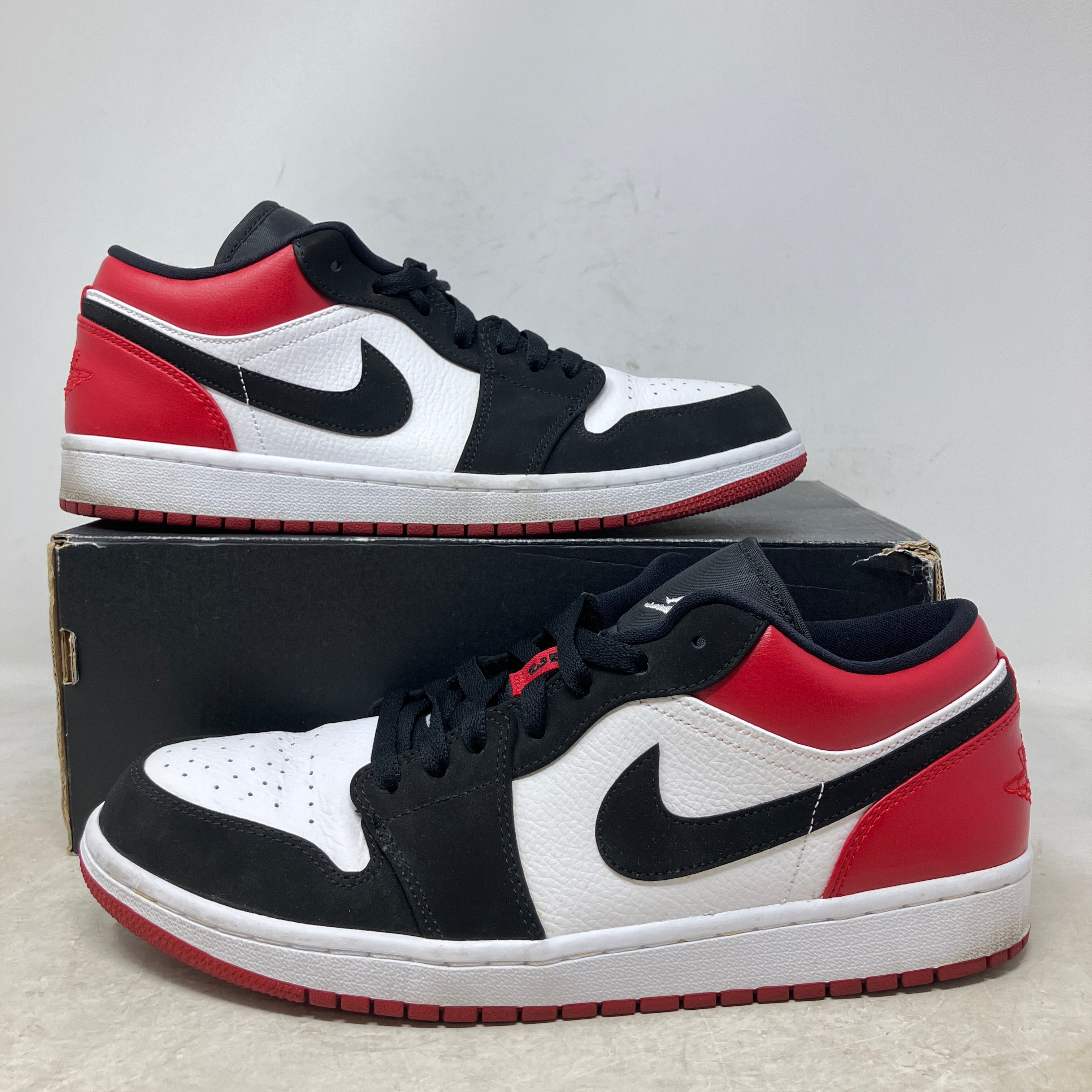 Jordan 1 Low Black Toe (2019)