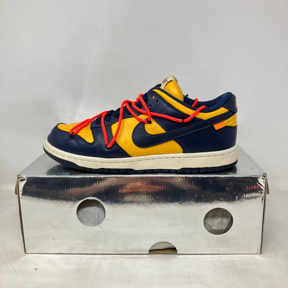 Nike Dunk Low Off-White University Gold