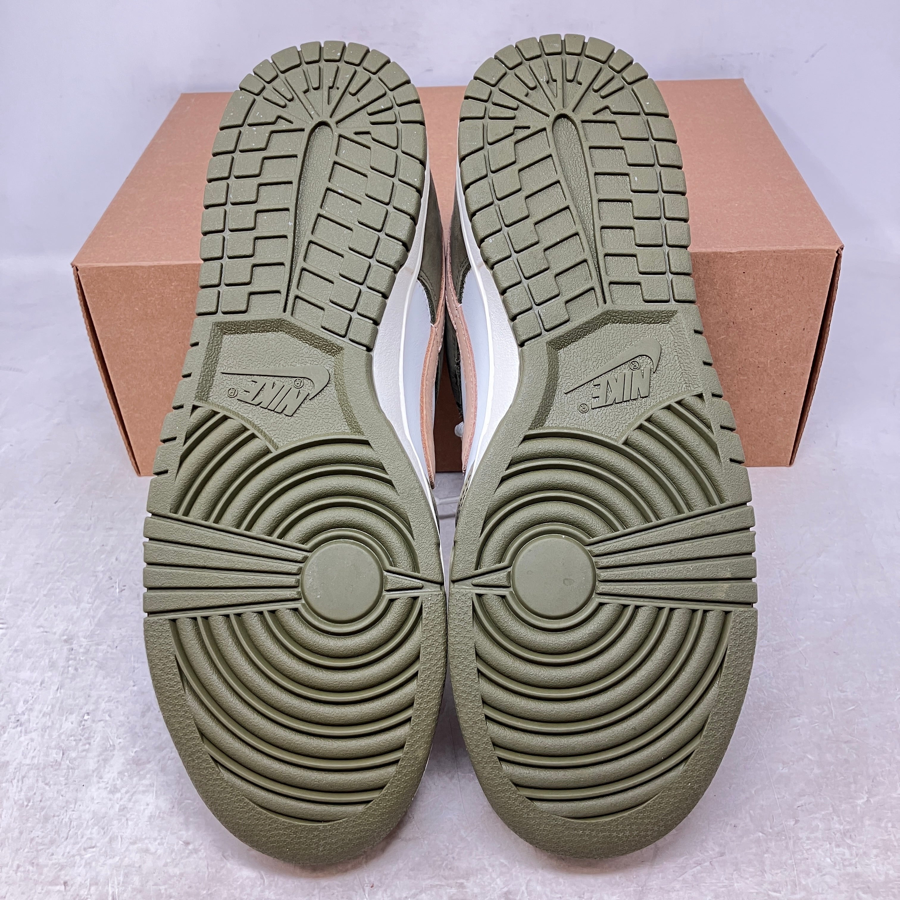 Nike Dunk Low Premium Medium Olive Hemp
