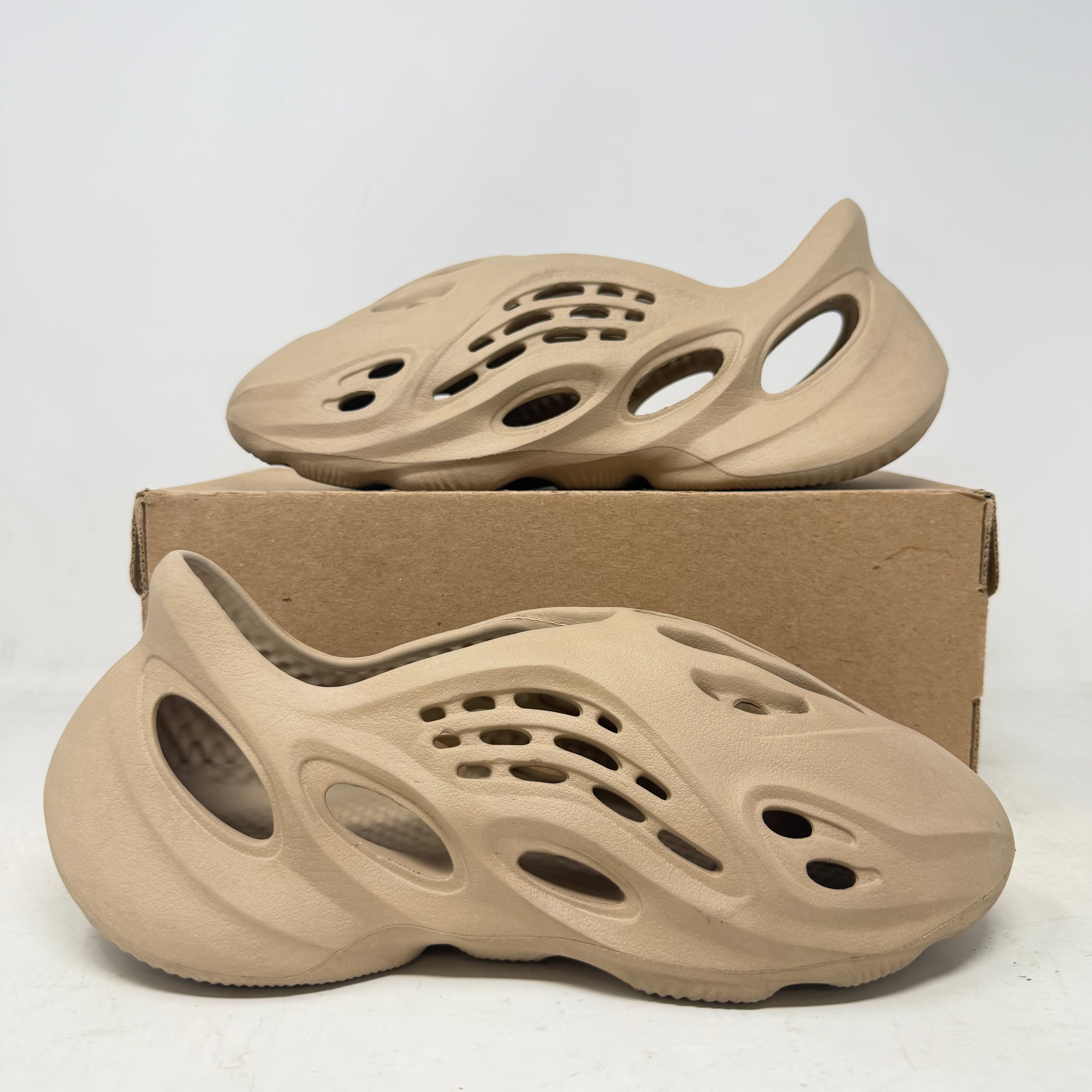 adidas Yeezy Foam RNNR Mist