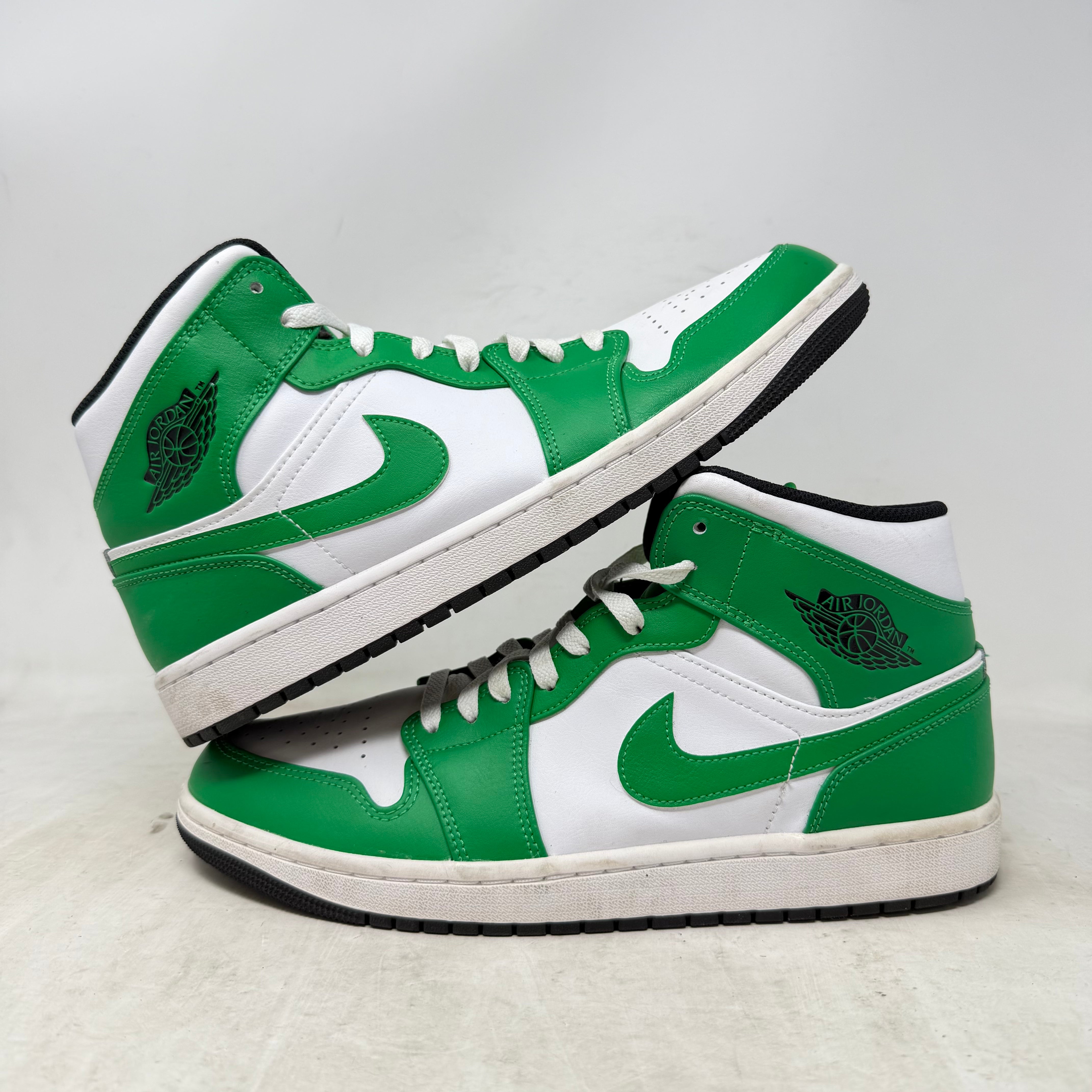 Jordan 1 Mid Lucky Green