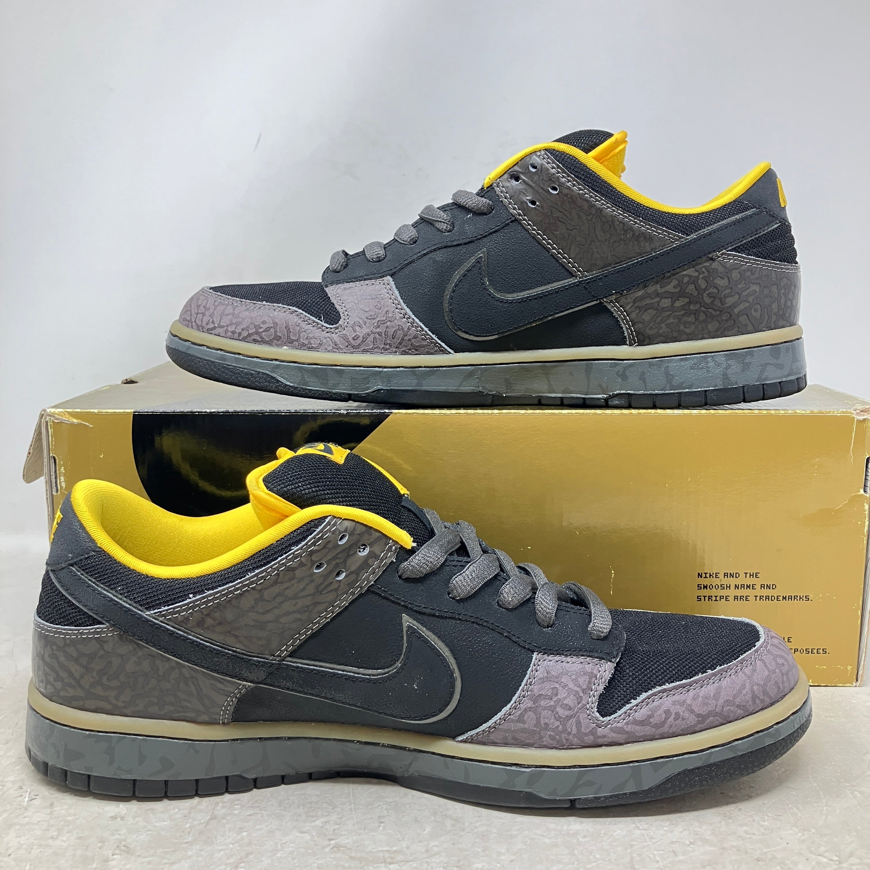 Nike SB Dunk Low Yellow Curb