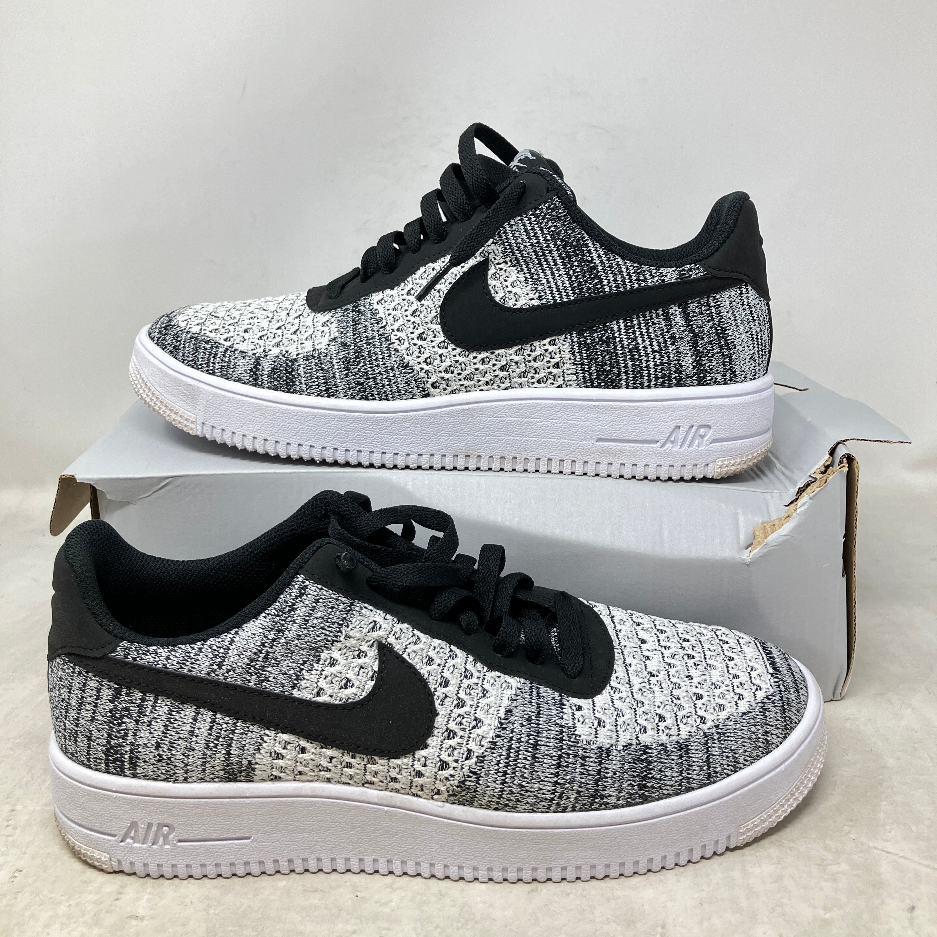 Nike Air Force 1 Flyknit 2 Black Pure Platinum