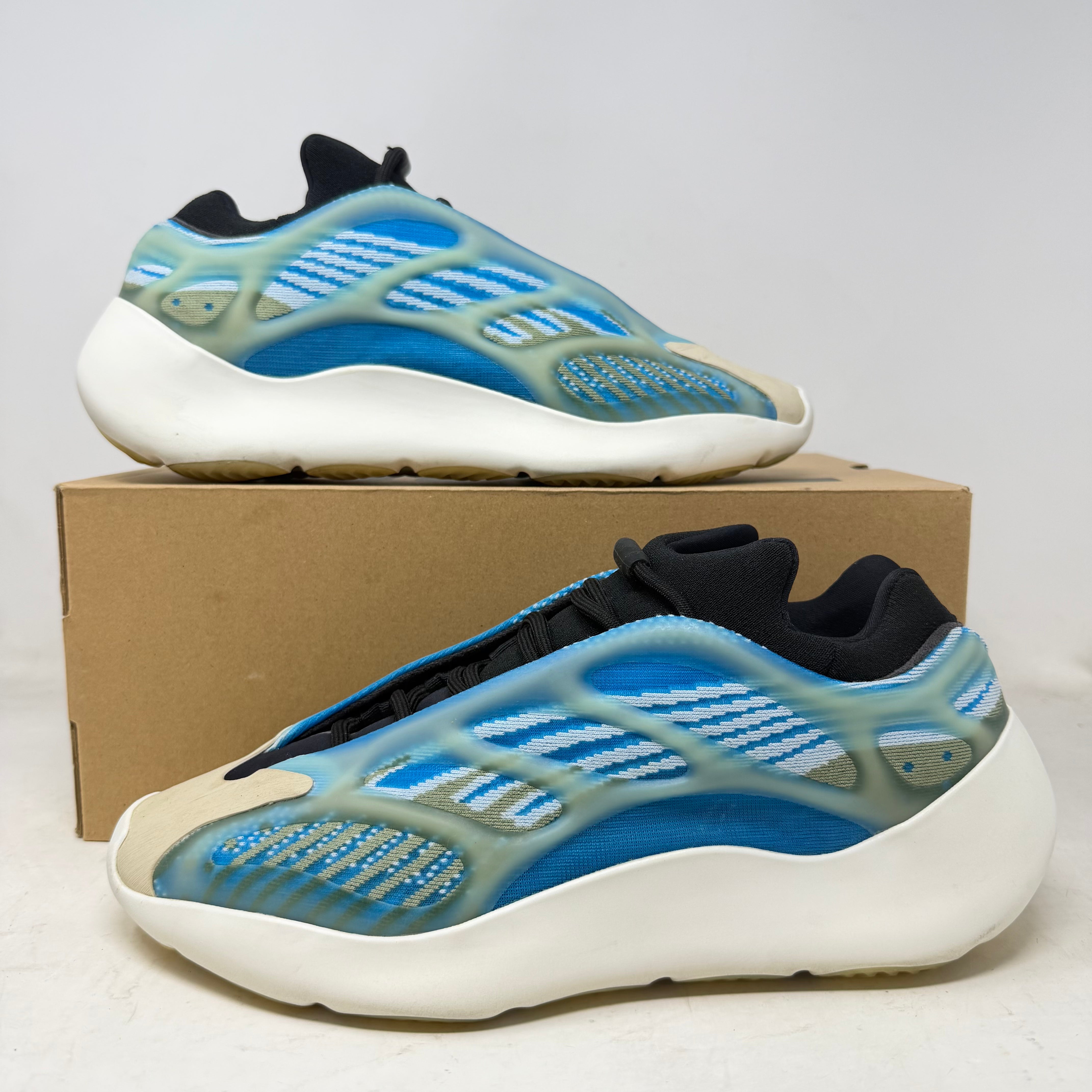 adidas Yeezy 700 V3 Arzareth