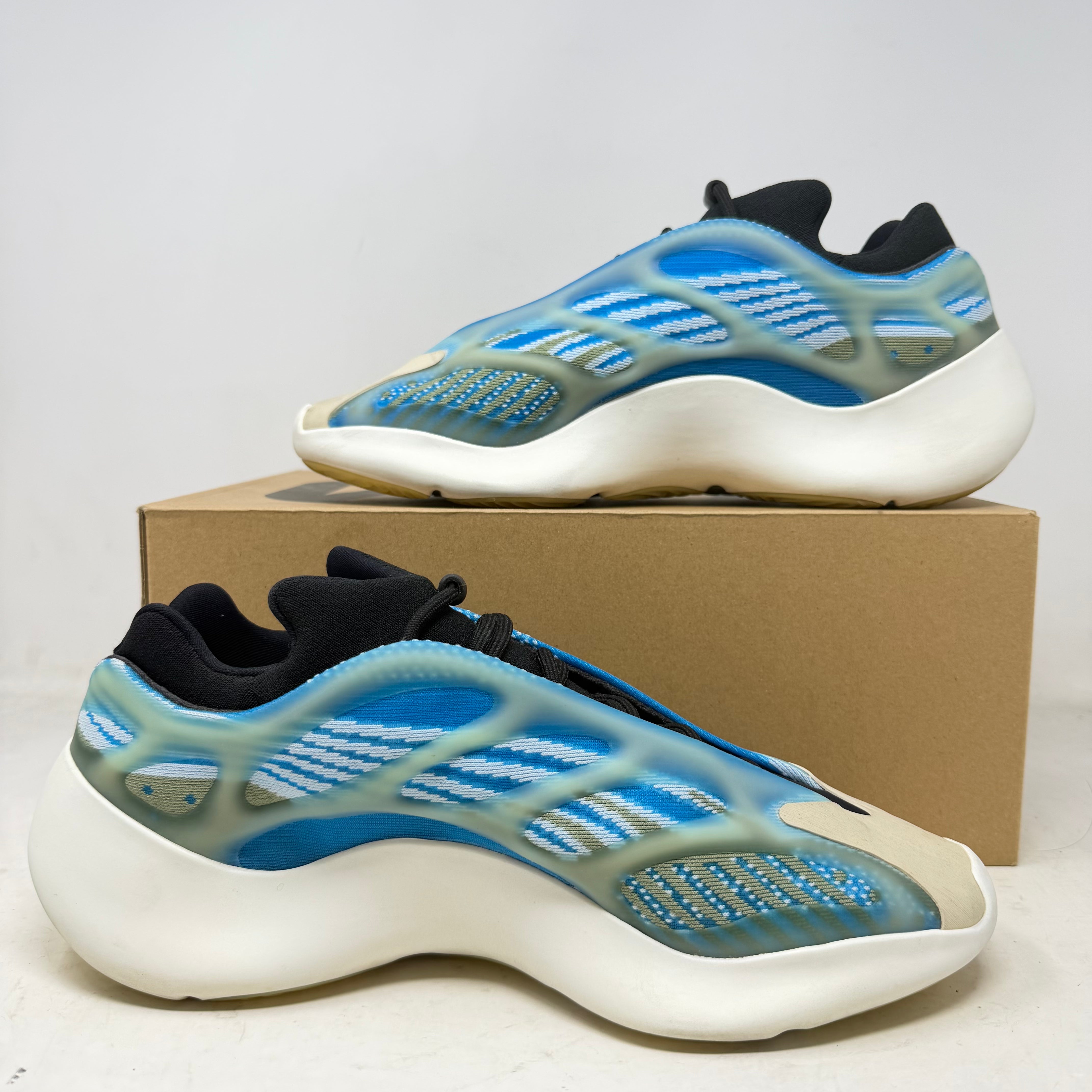 adidas Yeezy 700 V3 Arzareth