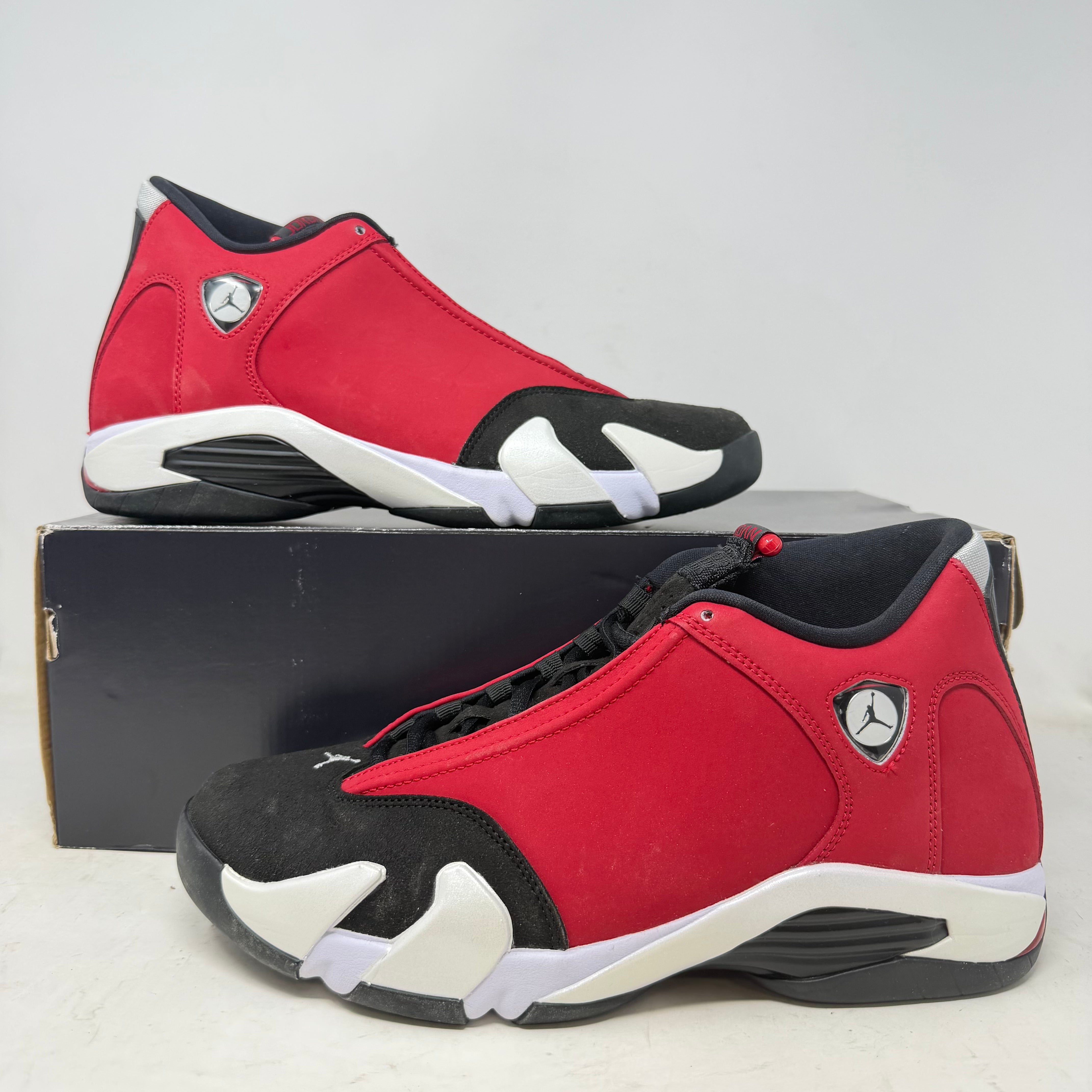 Jordan 14 Retro Gym Red Toro