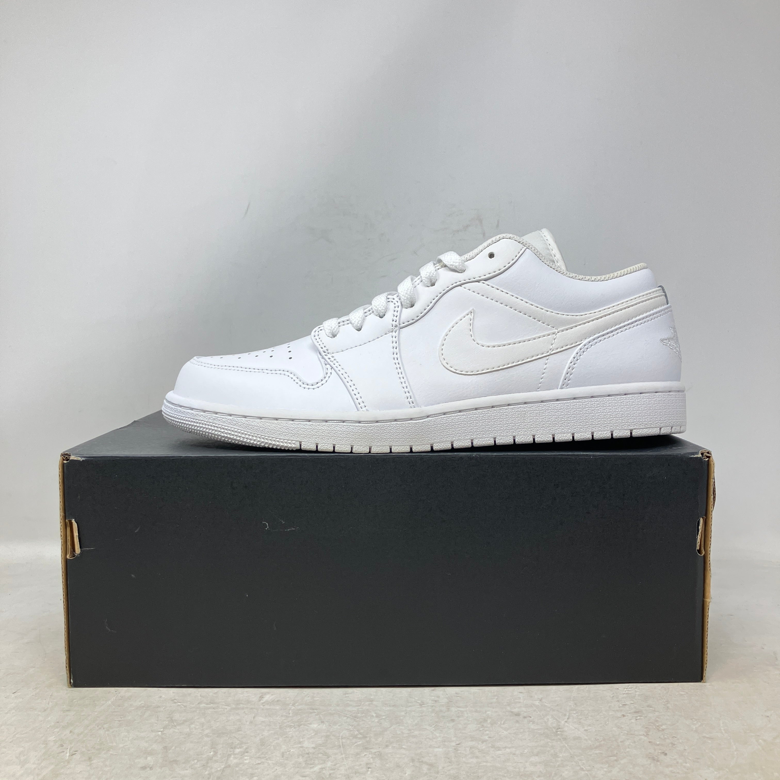 Jordan 1 Low Triple White
